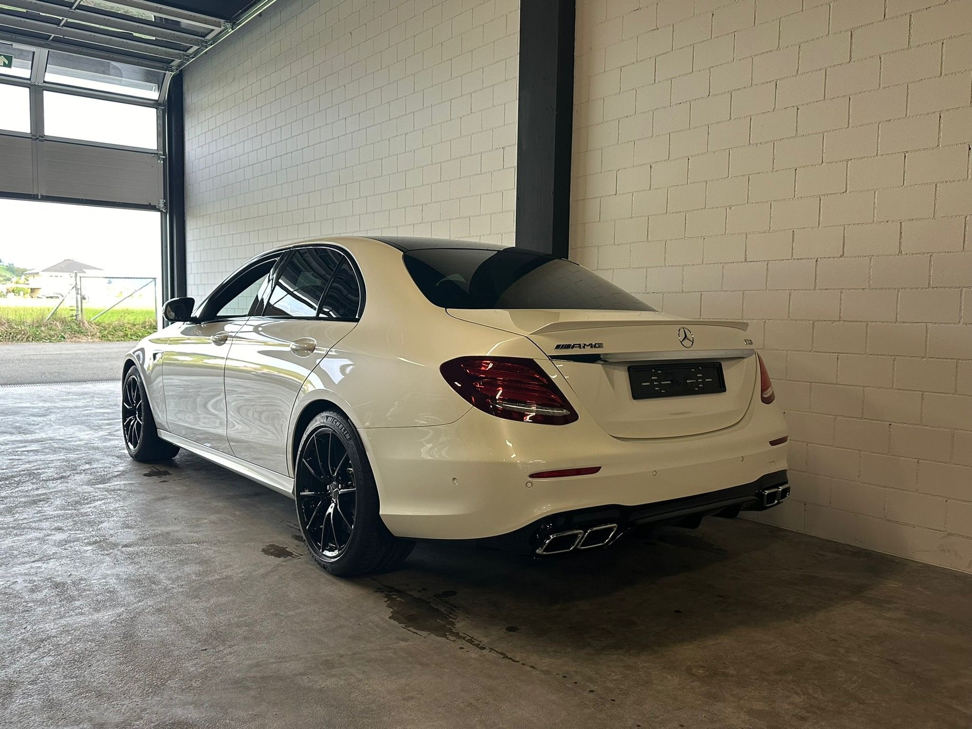 MERCEDES-BENZ E 63 AMG 4Matic Speedshift MCT 700 PS (ohne OPF)-image-2