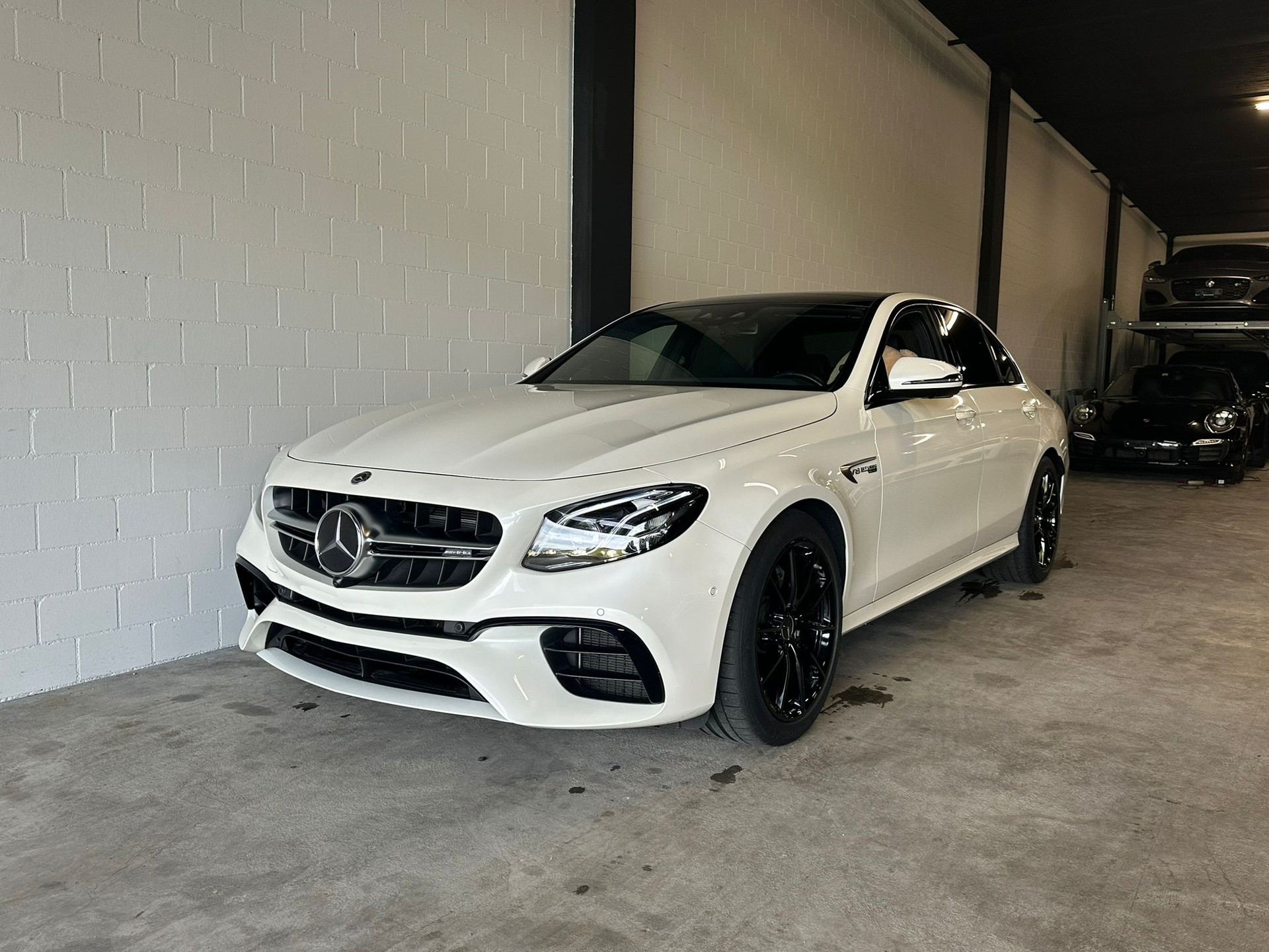 MERCEDES-BENZ E 63 AMG 4Matic Speedshift MCT 700 PS (ohne OPF)-image-1