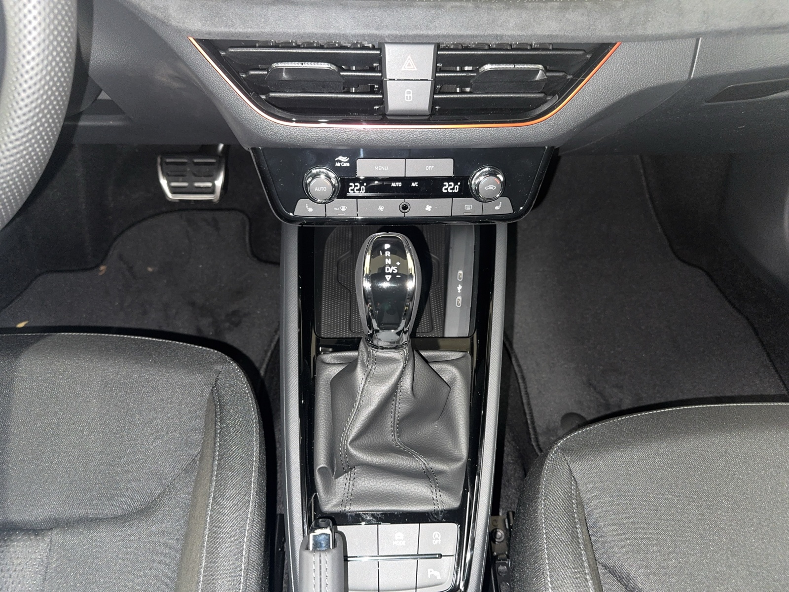 SKODA Kamiq 1.0 TSI Selection DSG-image-11
