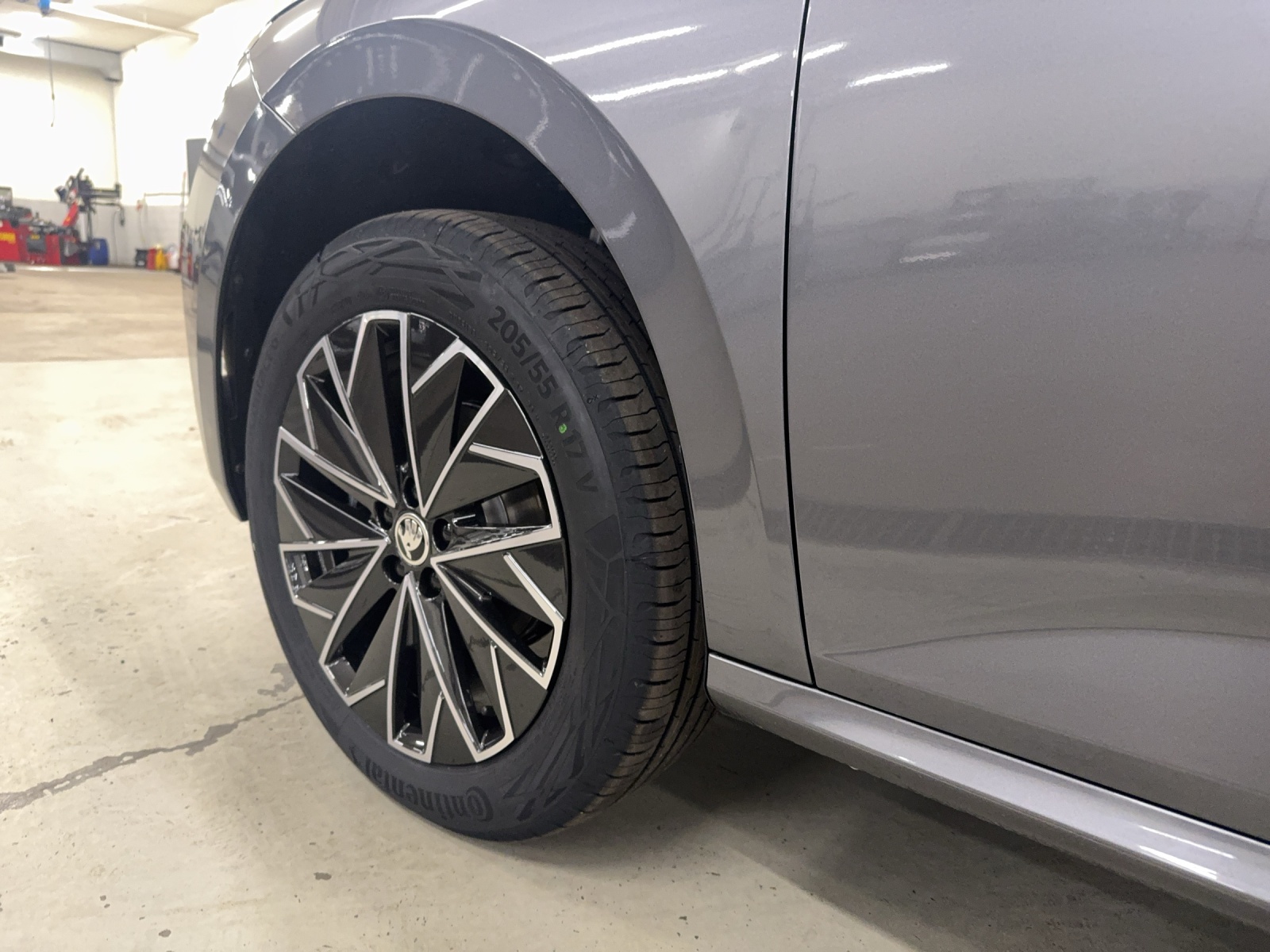 SKODA Kamiq 1.0 TSI Dynamic DSG-image-14