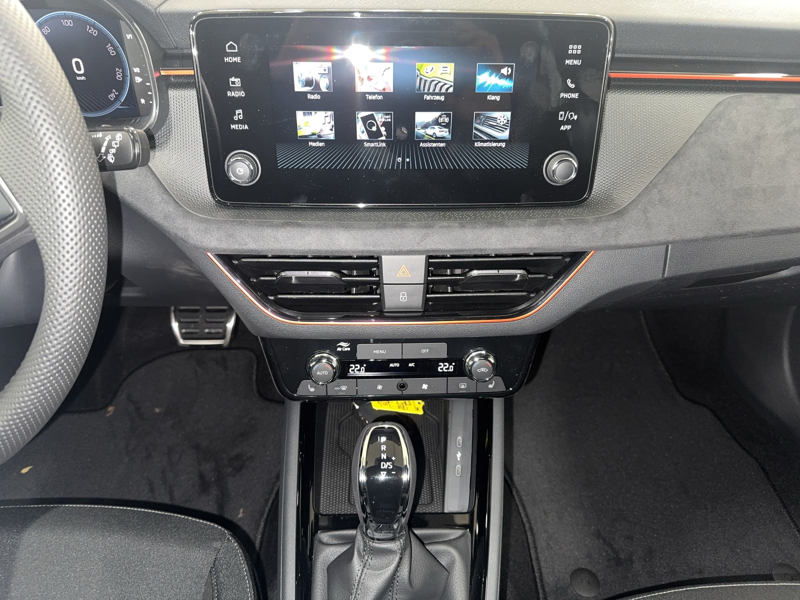 SKODA Kamiq 1.0 TSI Dynamic DSG-image-9