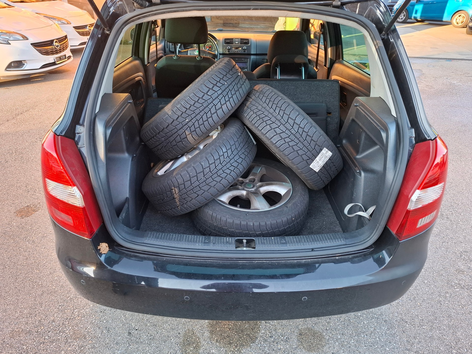 SKODA Fabia 1.2 TSI Ambition-image-10