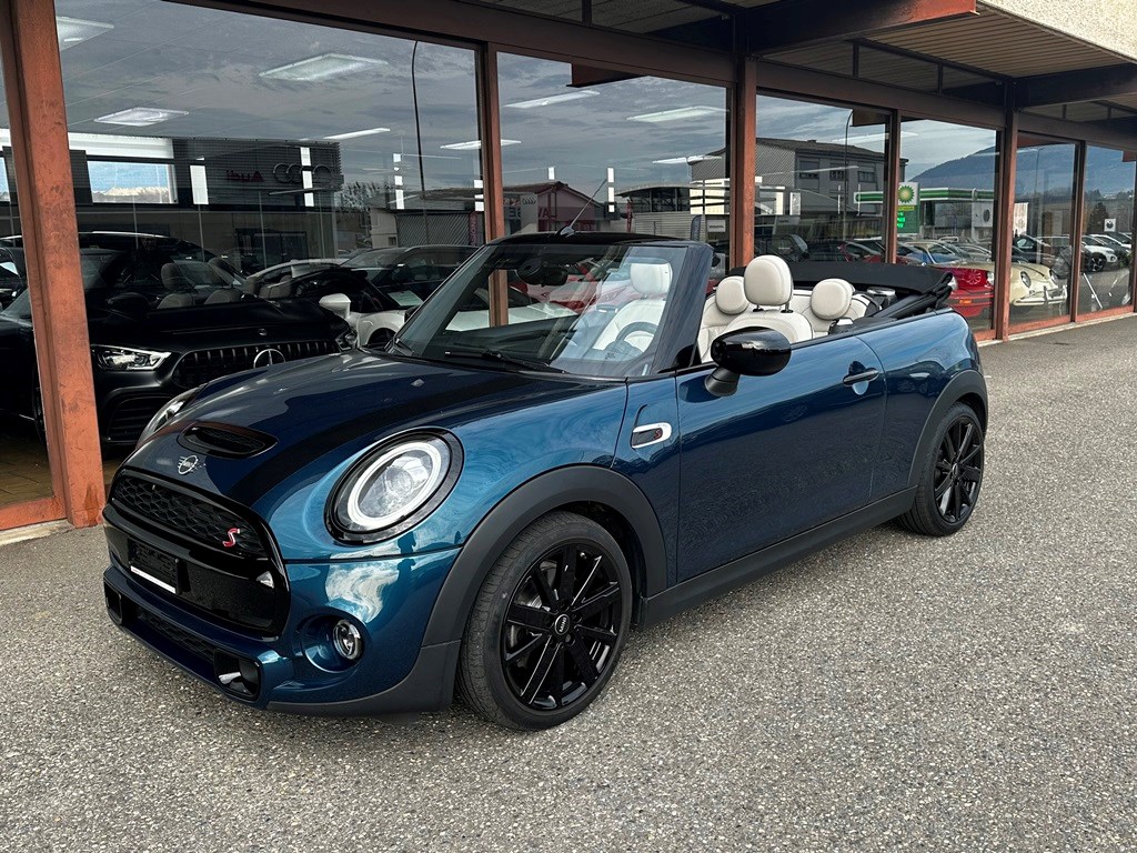 MINI CABRIO F57 2.0i Cooper S SDKG-image-1