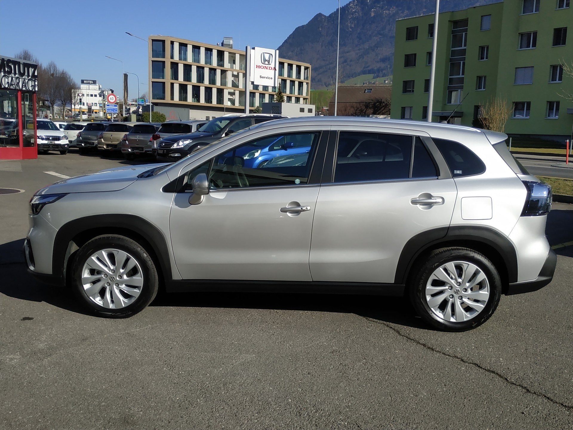 SUZUKI S-Cross 1.5 Compact+ Hybrid-image-7