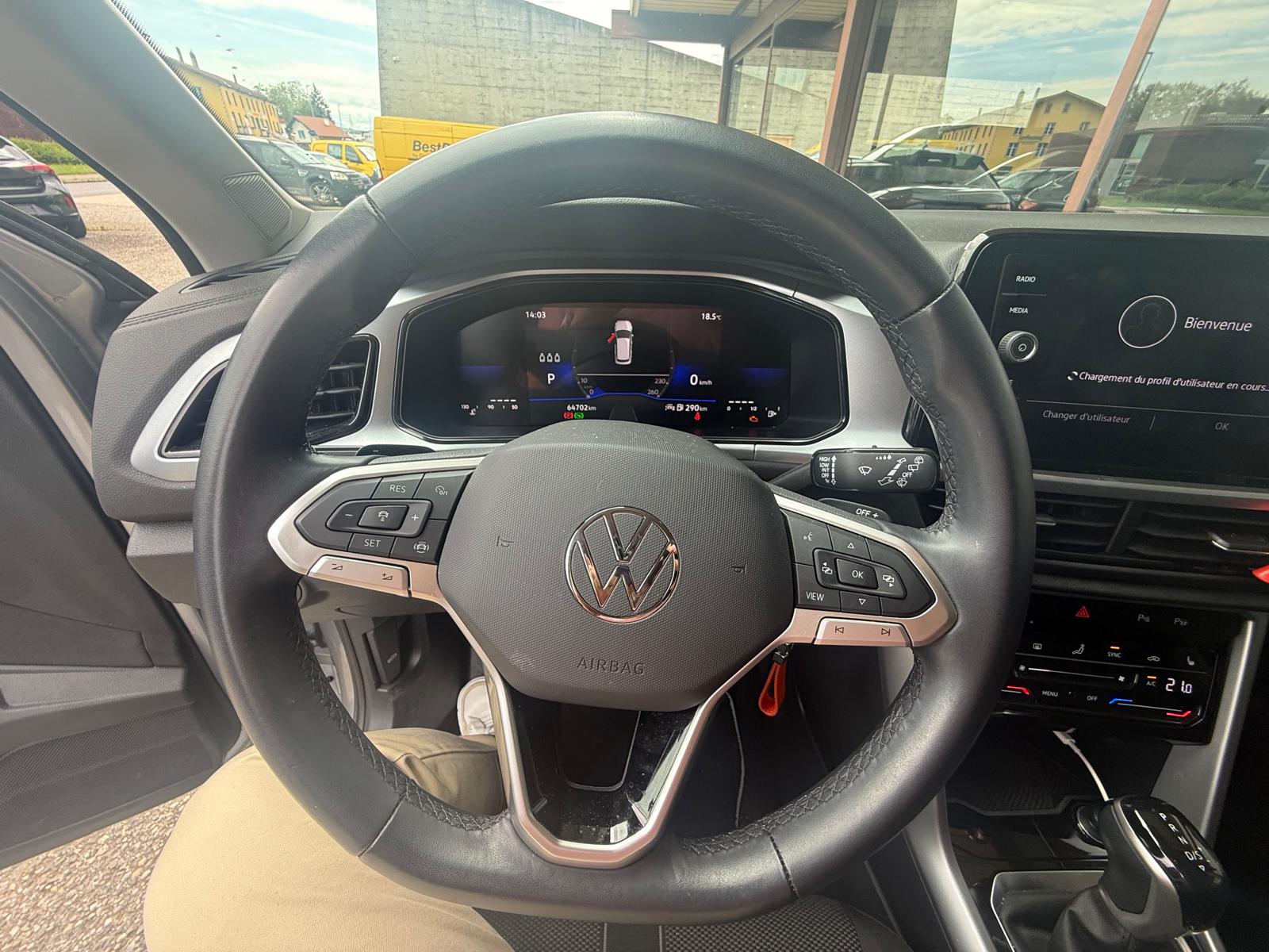 VW T-Roc 1.5 TSI EVO Life-image-9