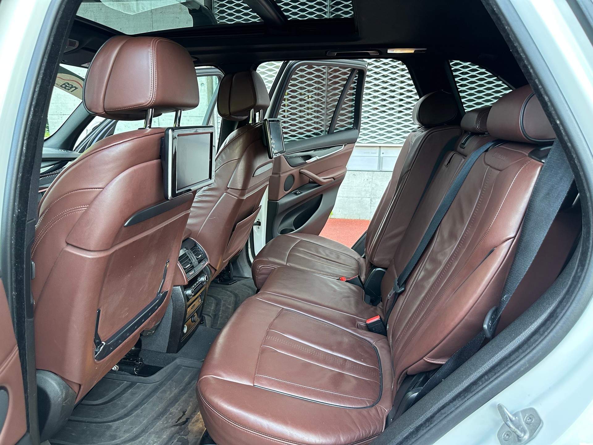 BMW X5 xDrive M50d Steptronic-image-8