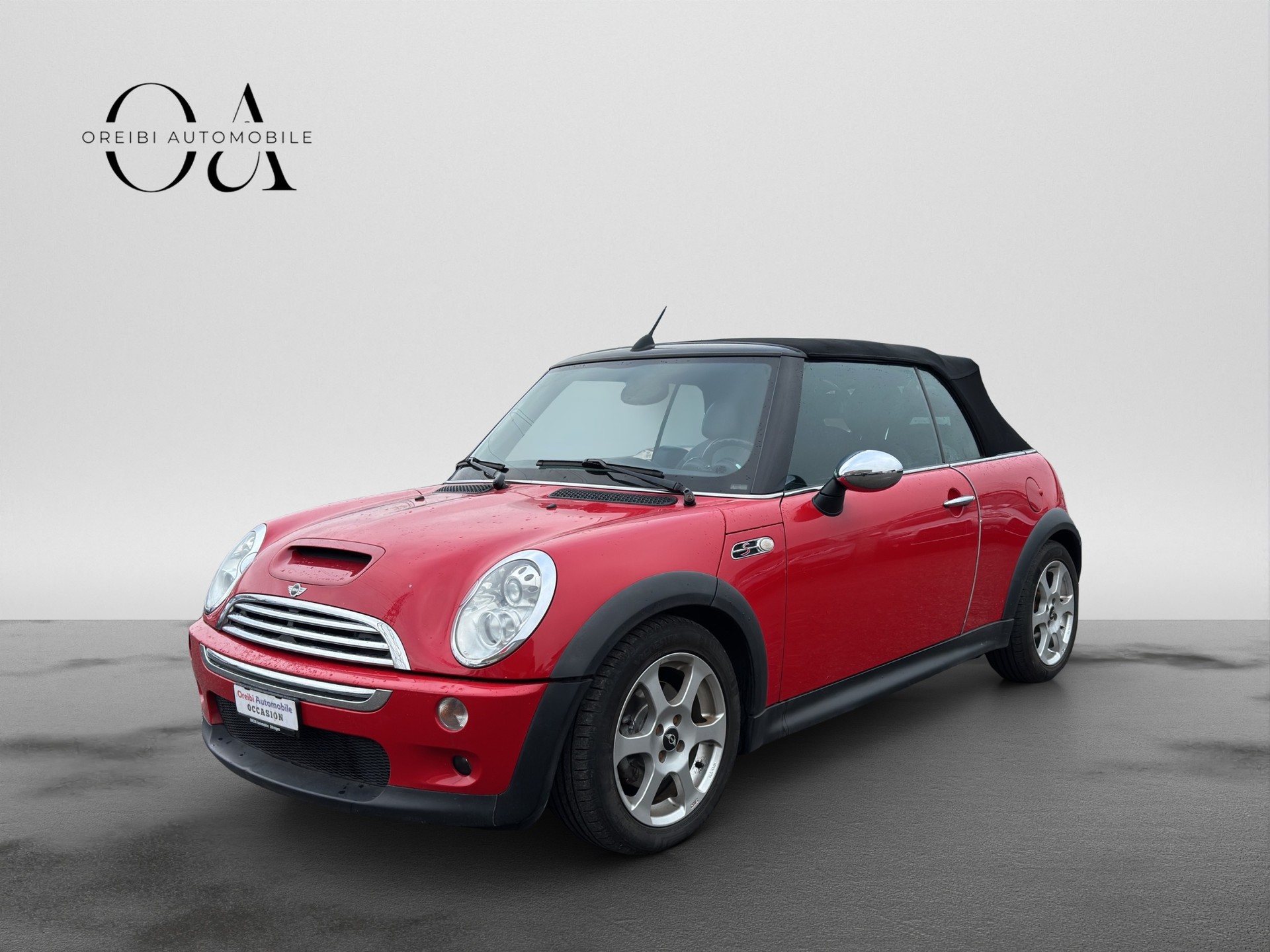 MINI Cooper S Cabriolet-image-1