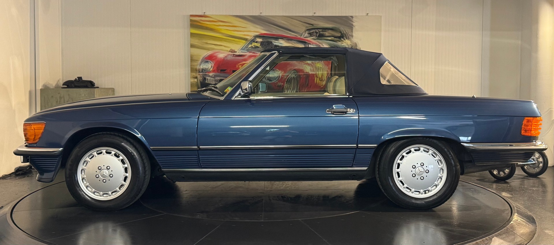 MERCEDES-BENZ 300 SL Automatic-showroom-element-2