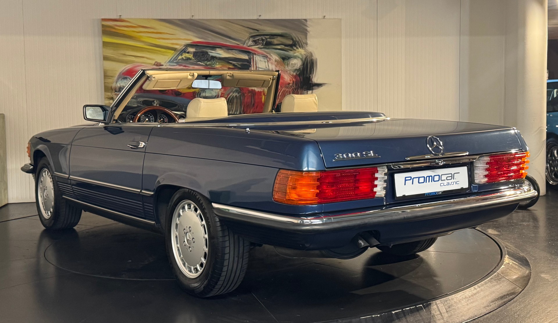 MERCEDES-BENZ 300 SL Automatic-showroom-element-3
