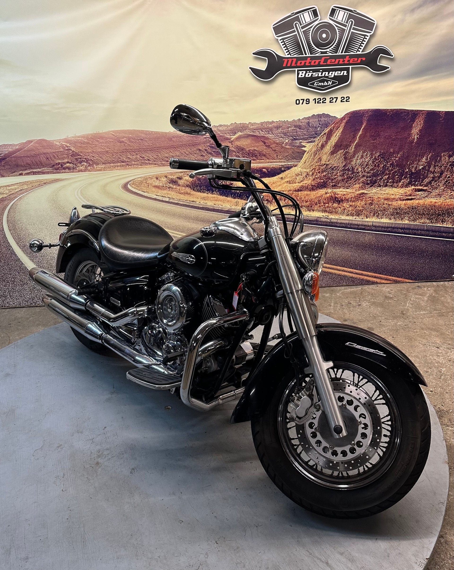 YAMAHA XVS 1100 A Drag Star Classic-showroom-element-1