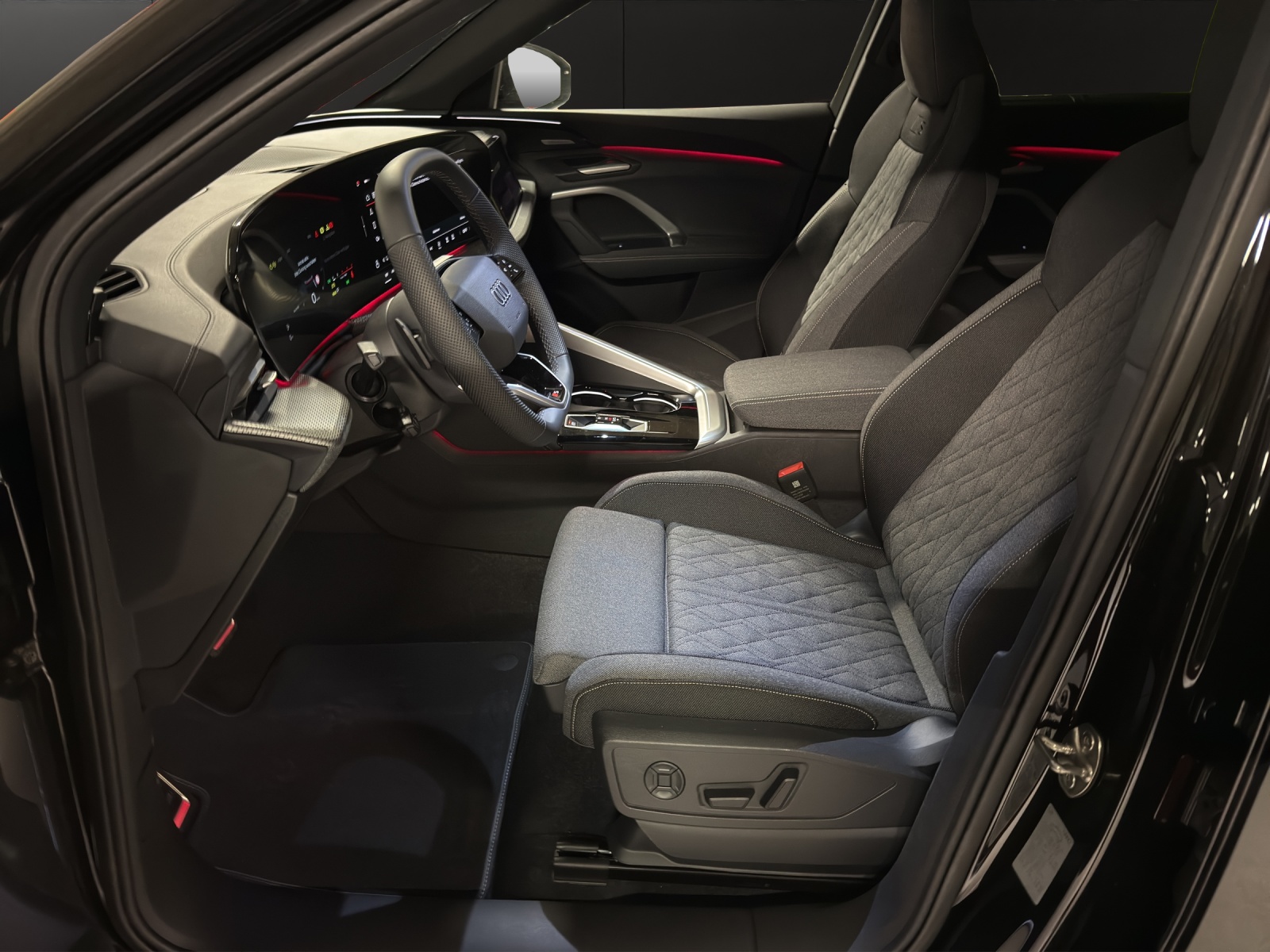AUDI Q5 TFSI quatto 150 kW S-tronic-image-7
