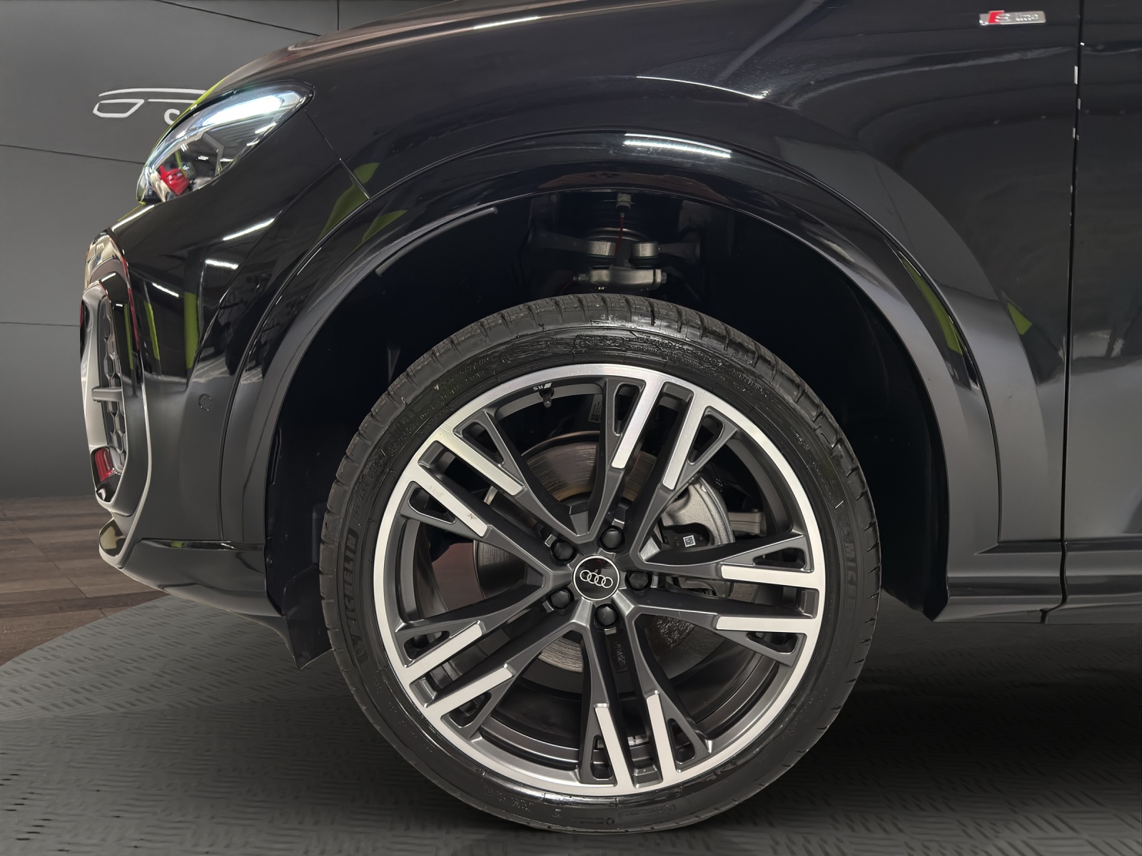 AUDI Q5 TFSI quatto 150 kW S-tronic-image-18