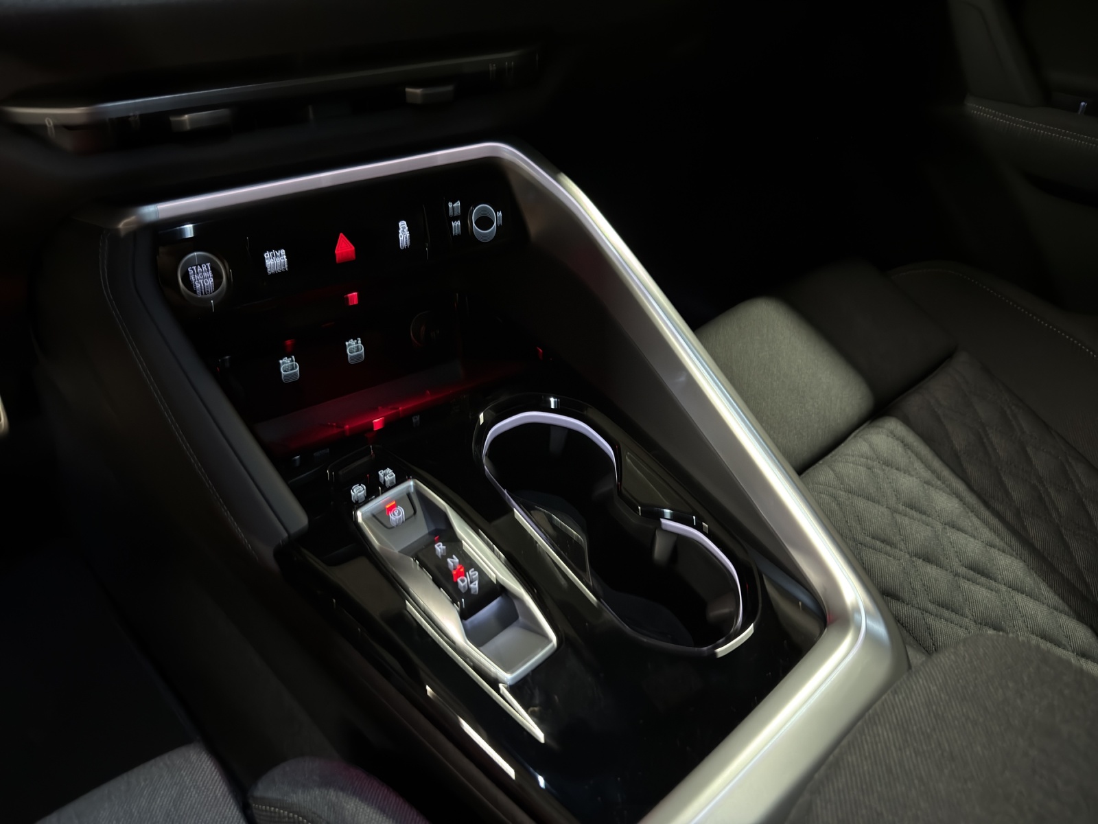 AUDI Q5 TFSI quatto 150 kW S-tronic-image-12