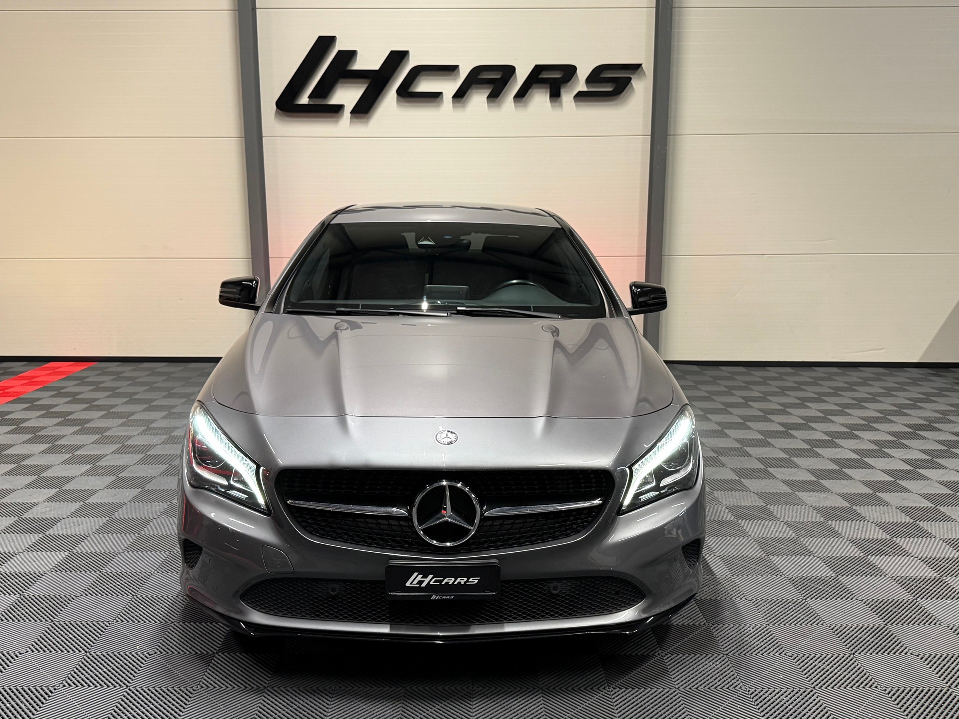 MERCEDES-BENZ CLA 200 d Urban 4 matic-image-5