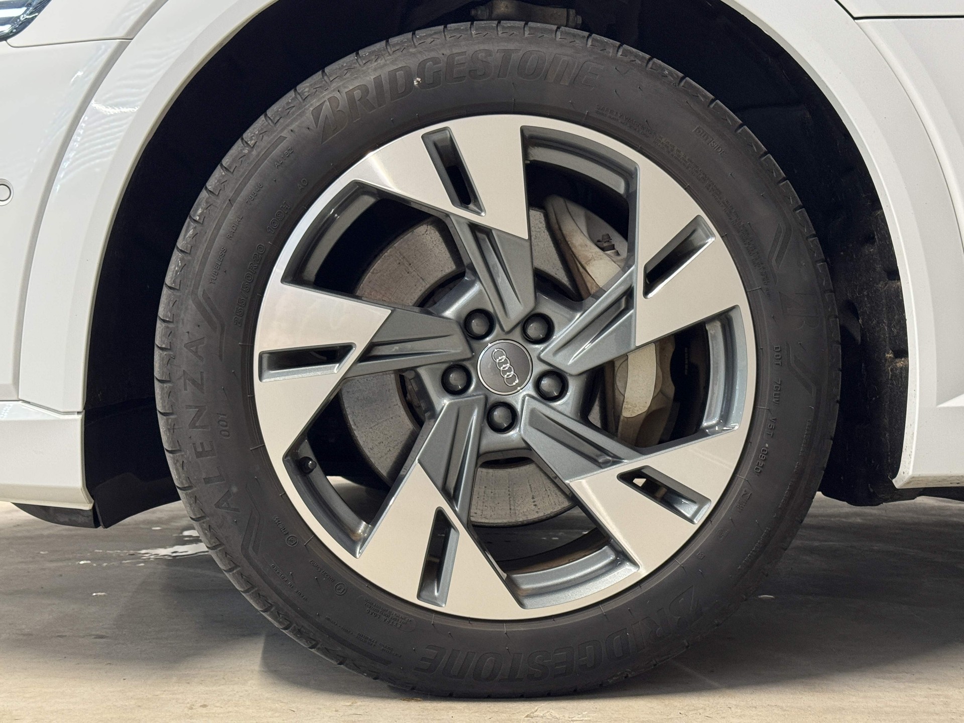 AUDI e-tron 50 Sportback Advanced quattro-image-15