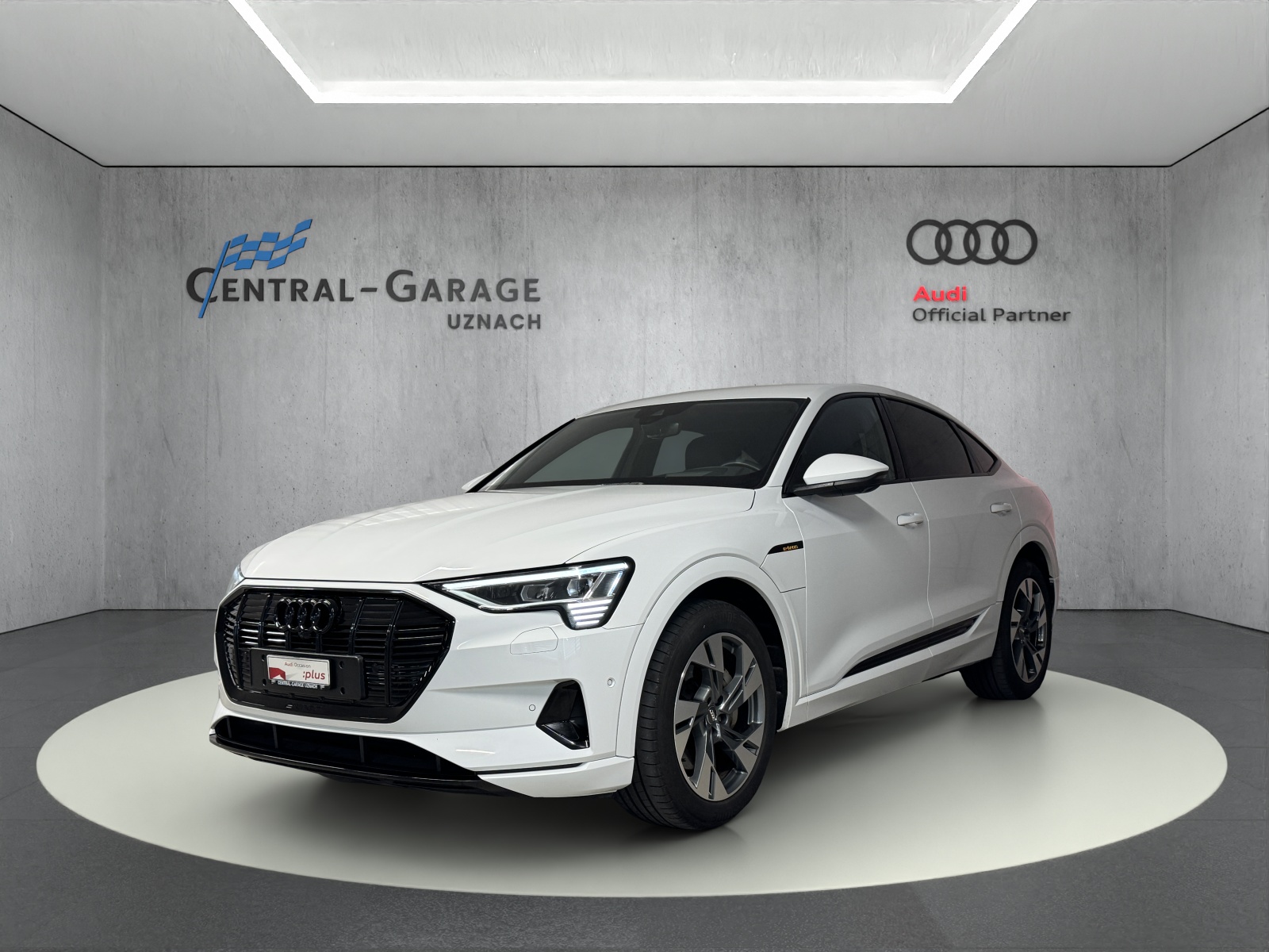 AUDI e-tron 50 Sportback Advanced quattro-image-0