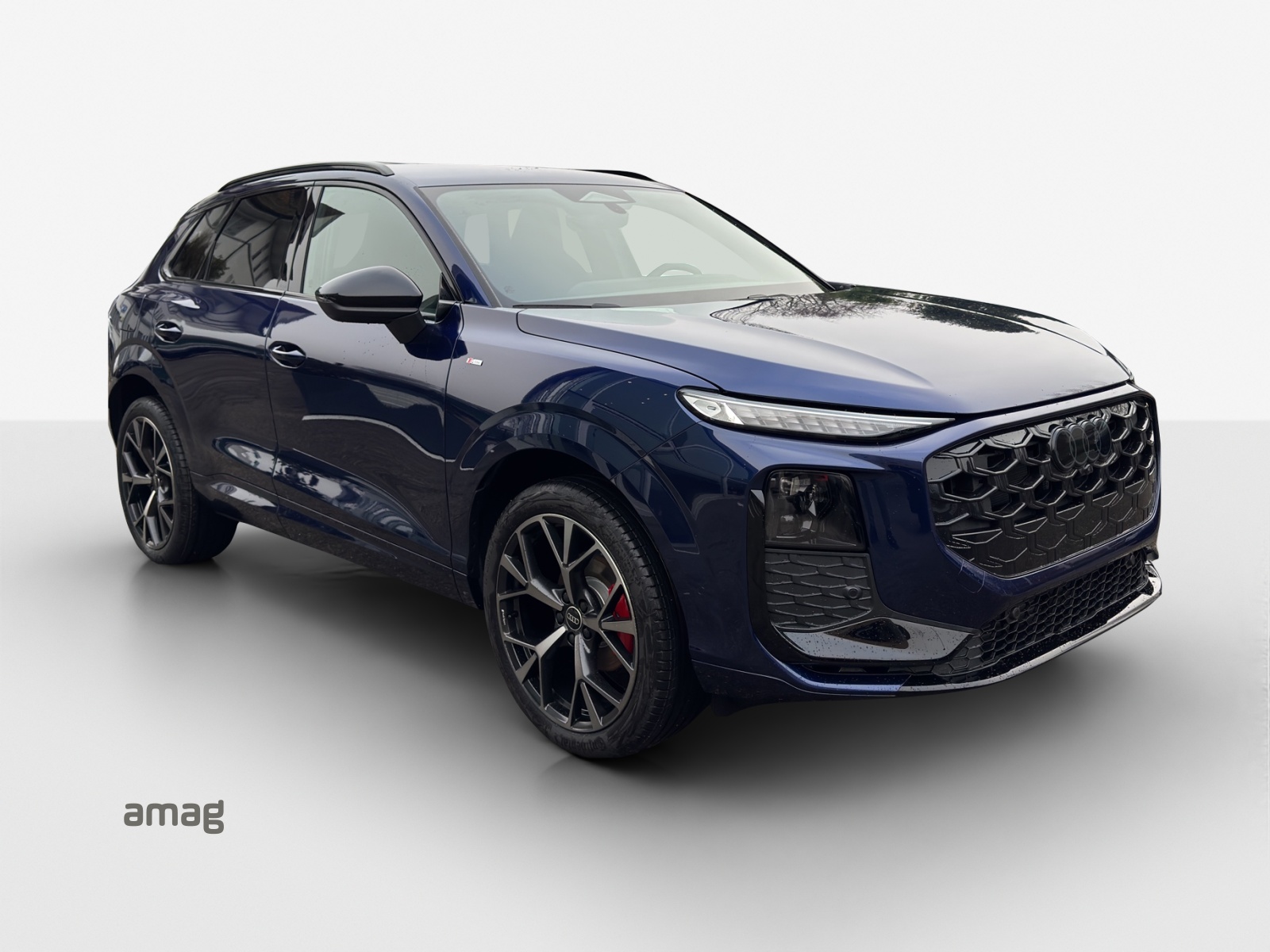 AUDI Q3 SUV 110 kW TFSI S tronic-image-4