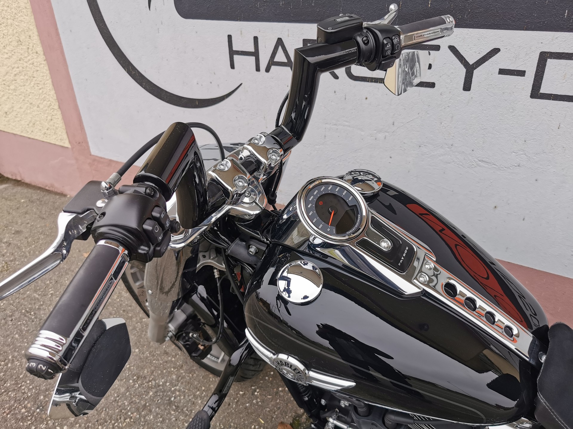HARLEY-DAVIDSON FLFBS Fat Boy 114-image-8