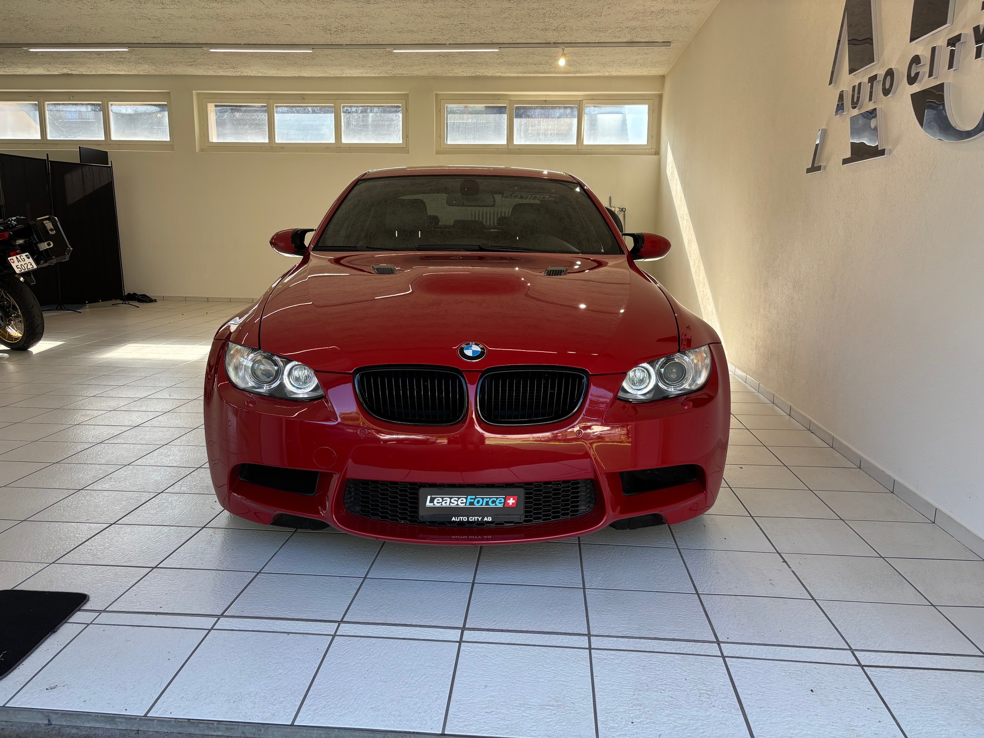 BMW M3 Limousine-image-4
