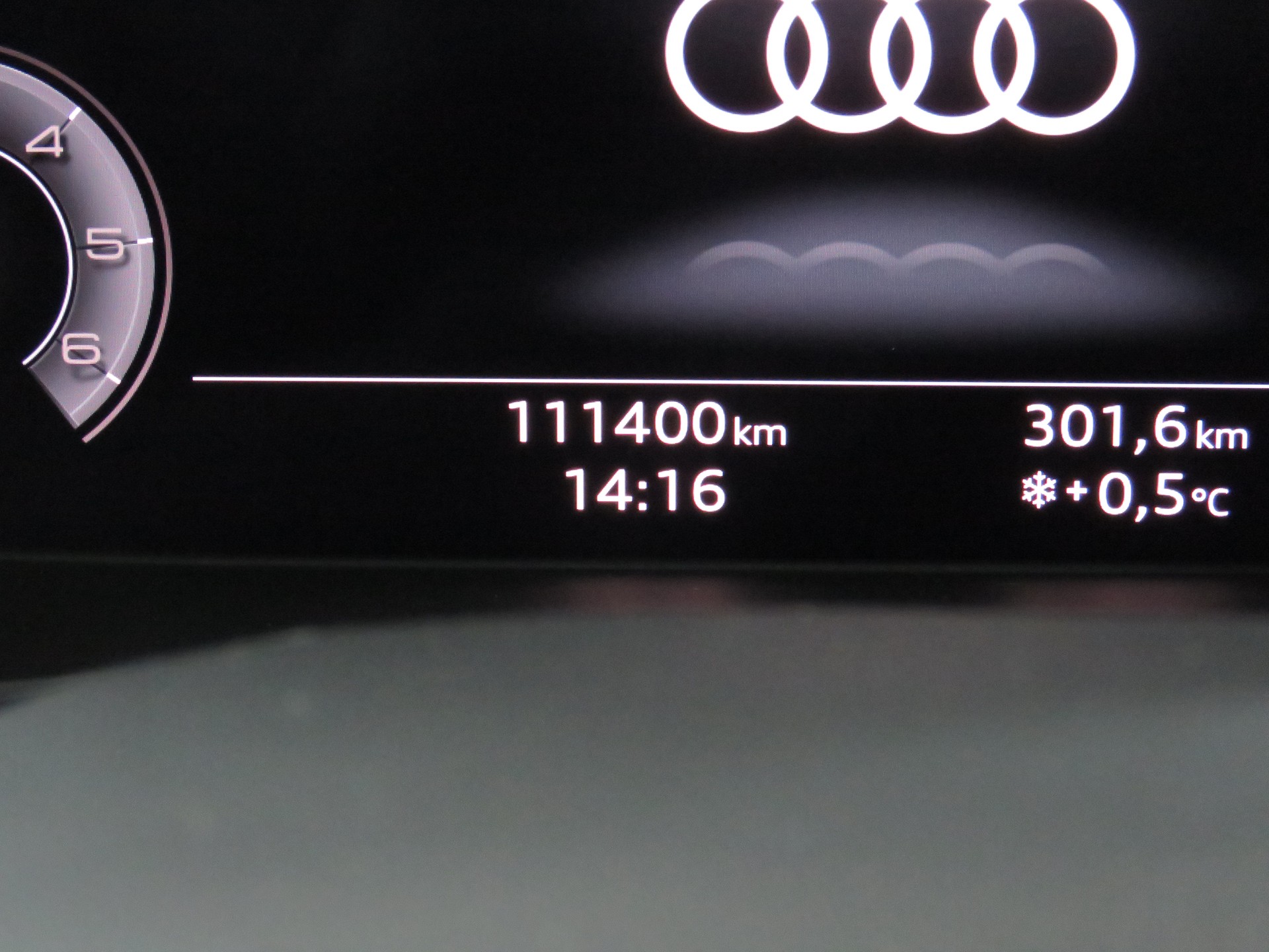 AUDI Q5 40 TDI advanced Quattro S-tronic (Automat)-image-20