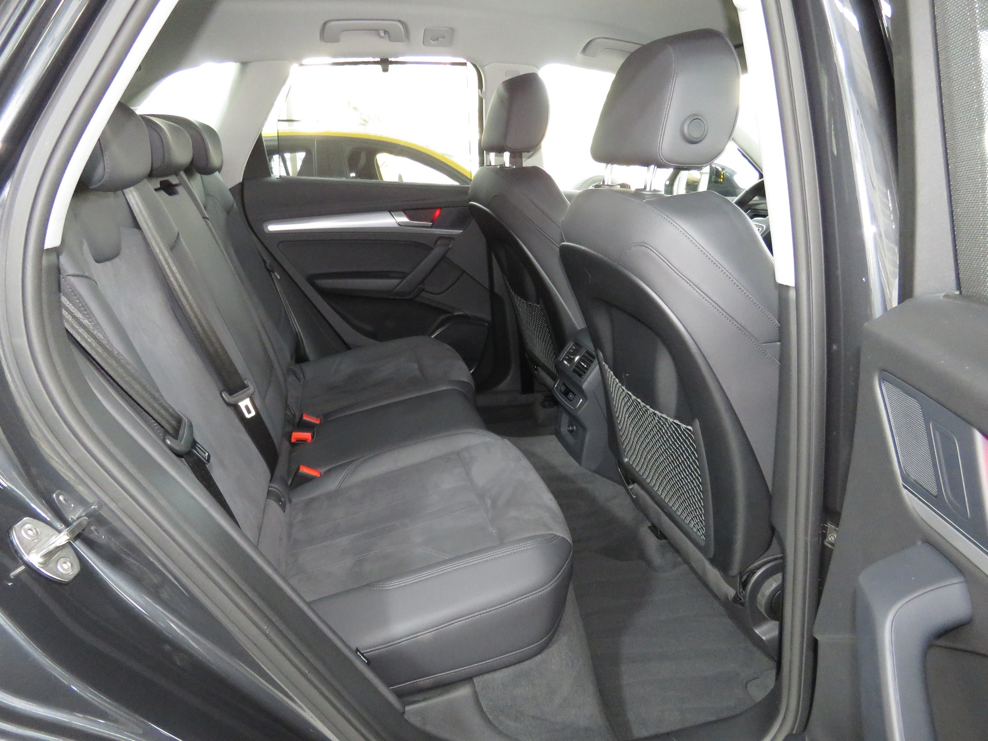 AUDI Q5 40 TDI advanced Quattro S-tronic (Automat)-image-12