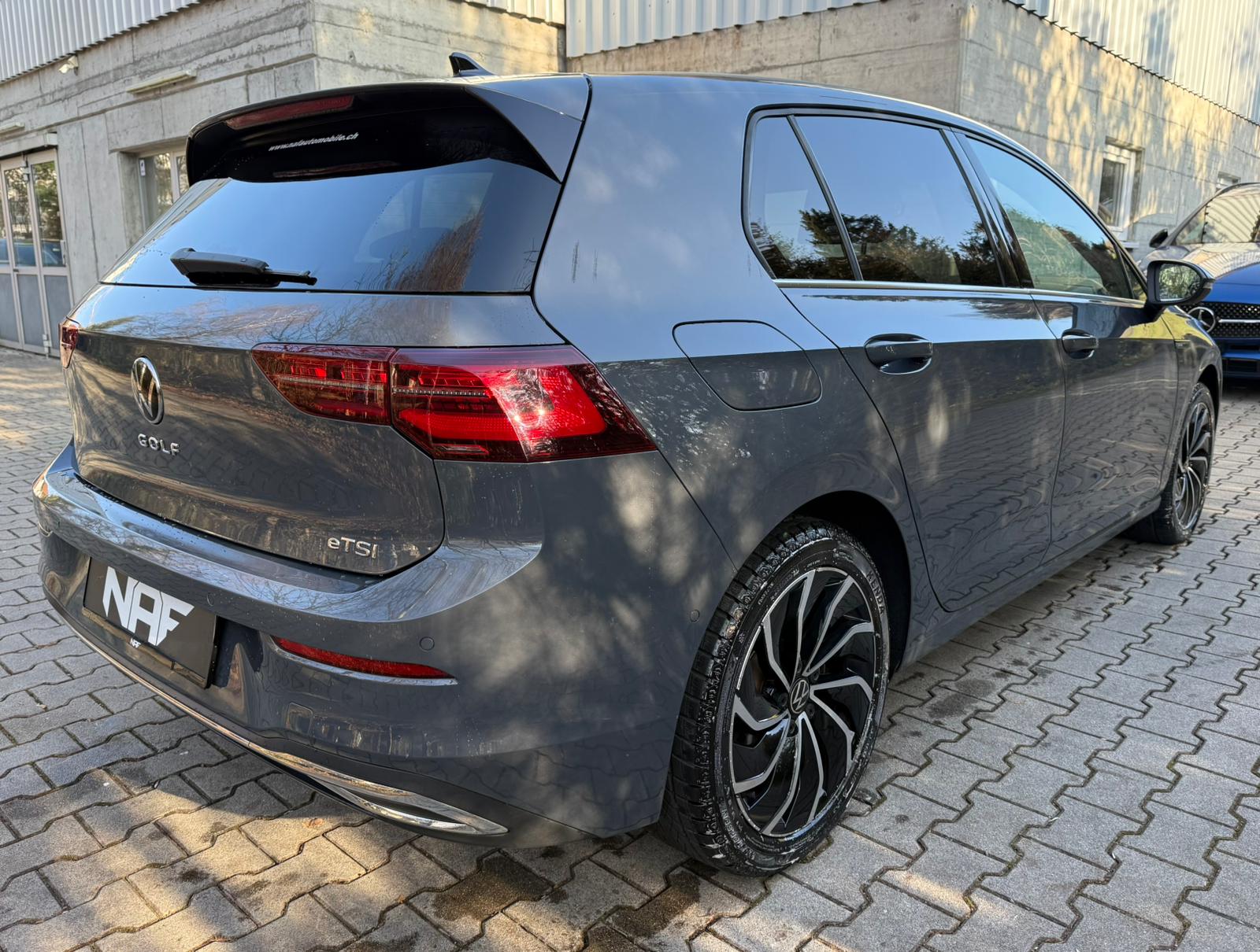 VW Golf 1.5 eTSI mHEV ACT Style DSG-image-4