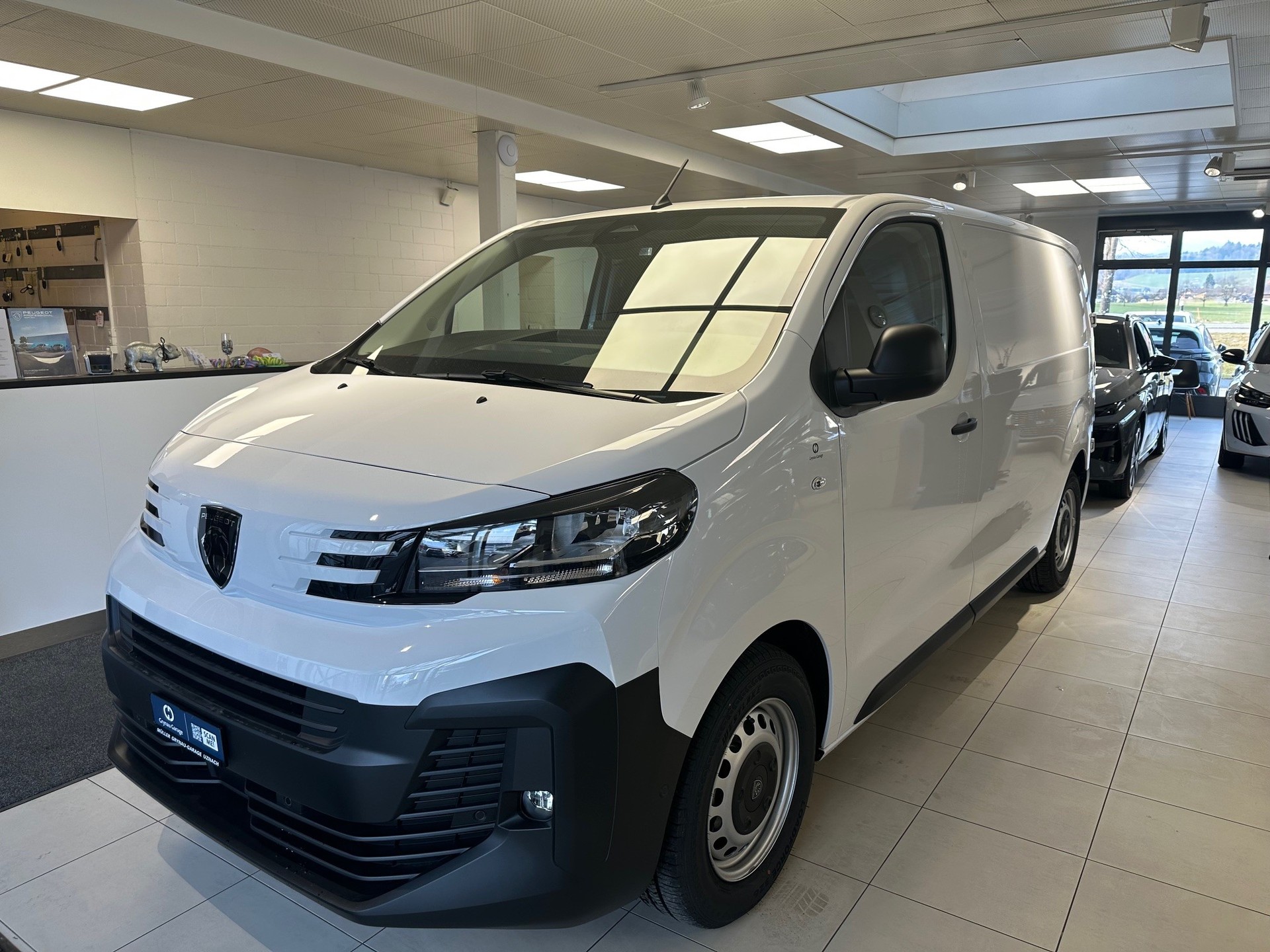 PEUGEOT Expert Kaw. Standard 1.5 BlueHDi 120 S/S