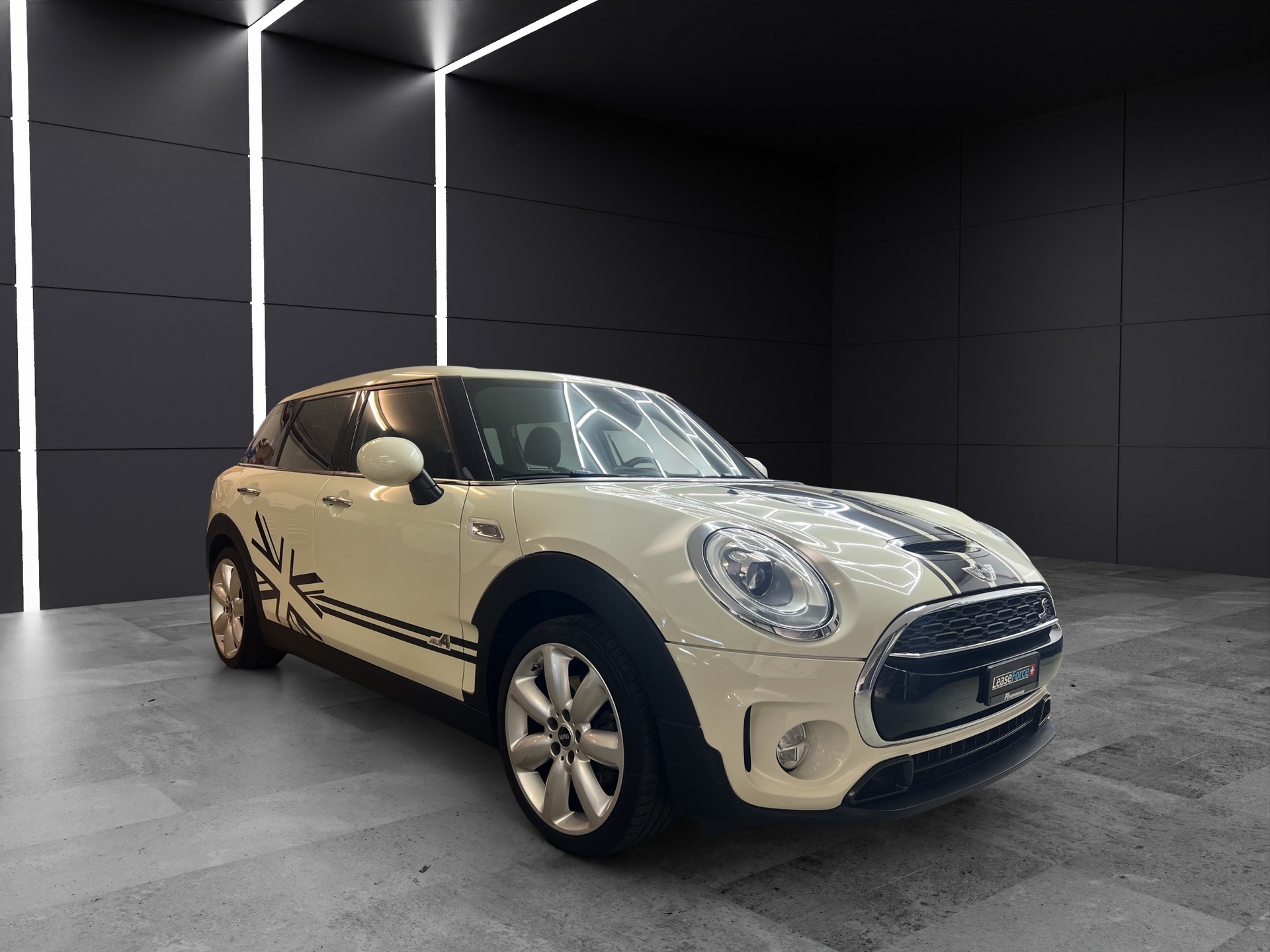 MINI Clubman Cooper SD ALL4 Steptronic-image-2