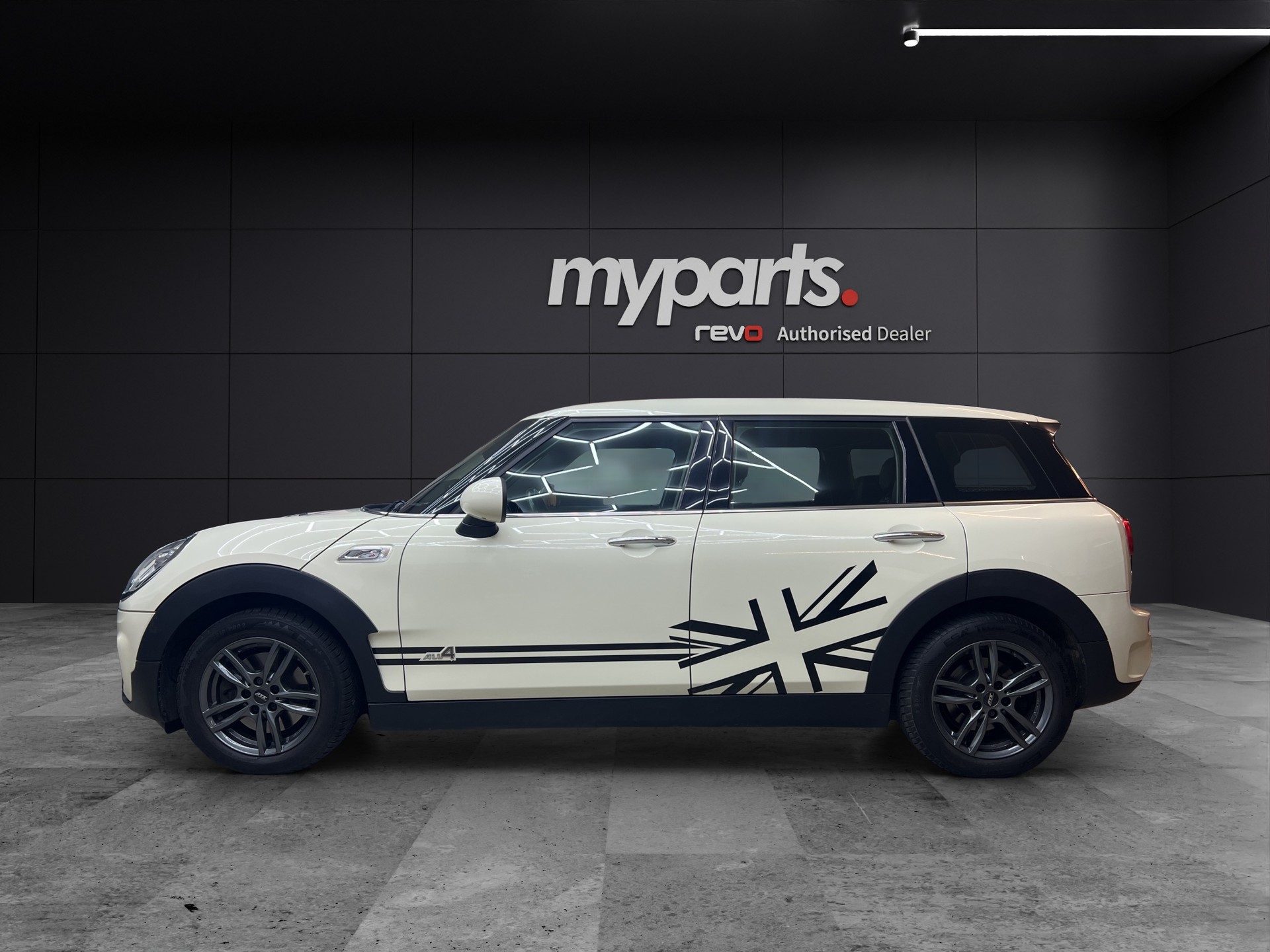 MINI Clubman Cooper SD ALL4 Steptronic-image-3
