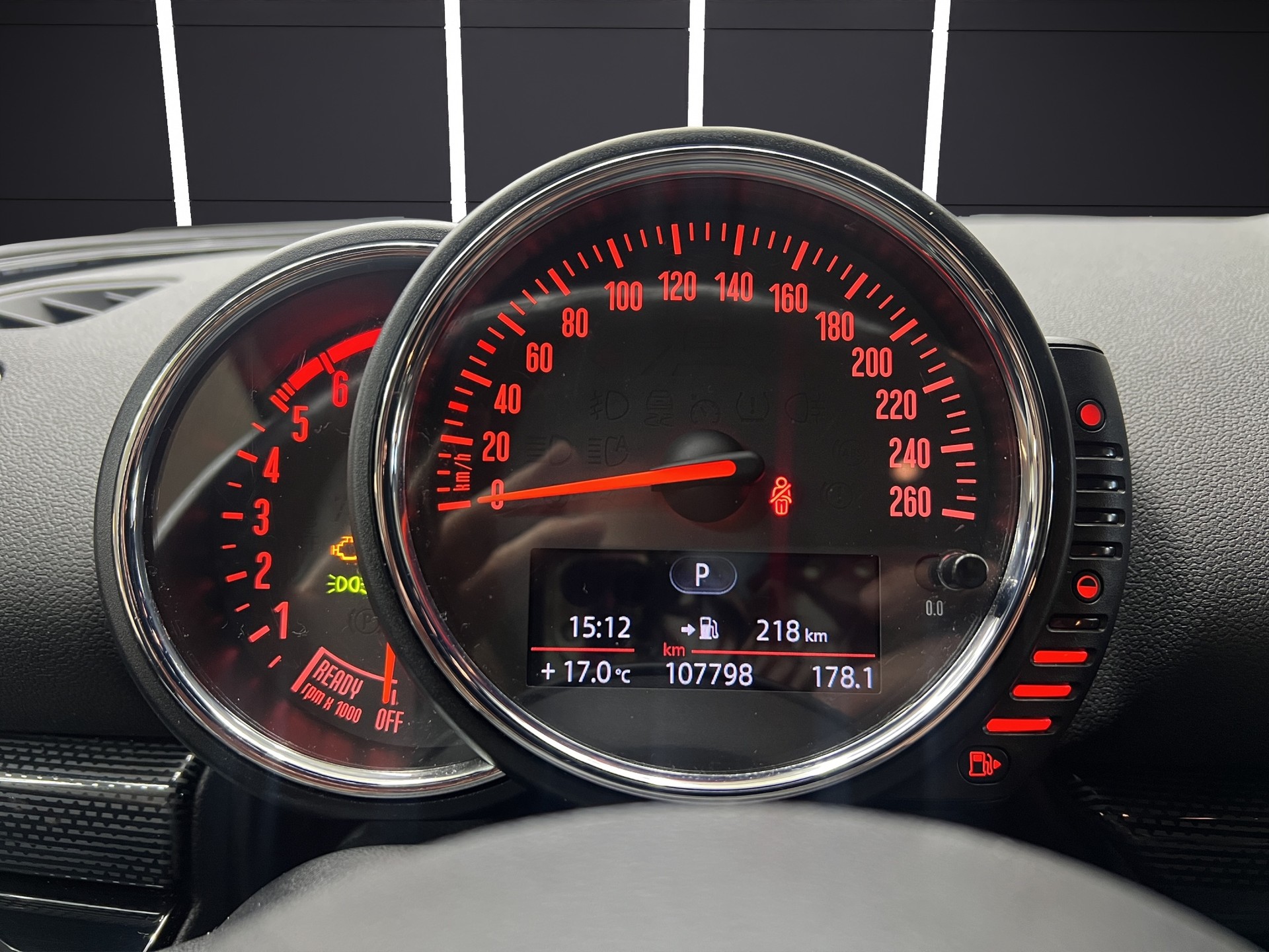 MINI Clubman Cooper SD ALL4 Steptronic-image-9