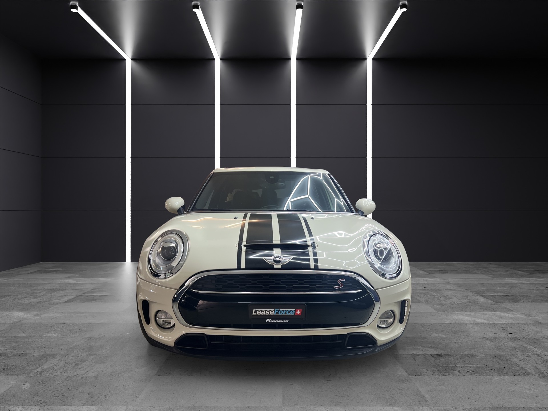 MINI Clubman Cooper SD ALL4 Steptronic-image-1