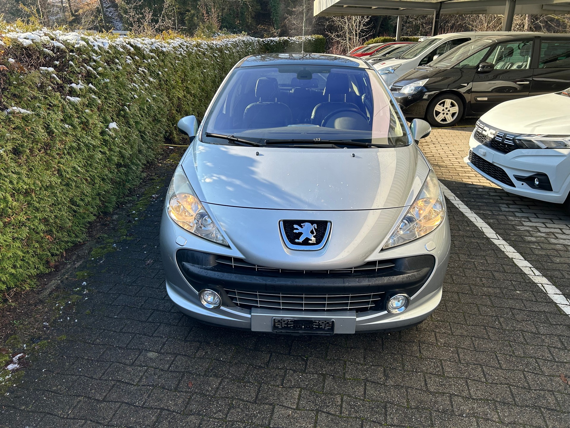 PEUGEOT 207 1.6 16V Black&Silver-image-1
