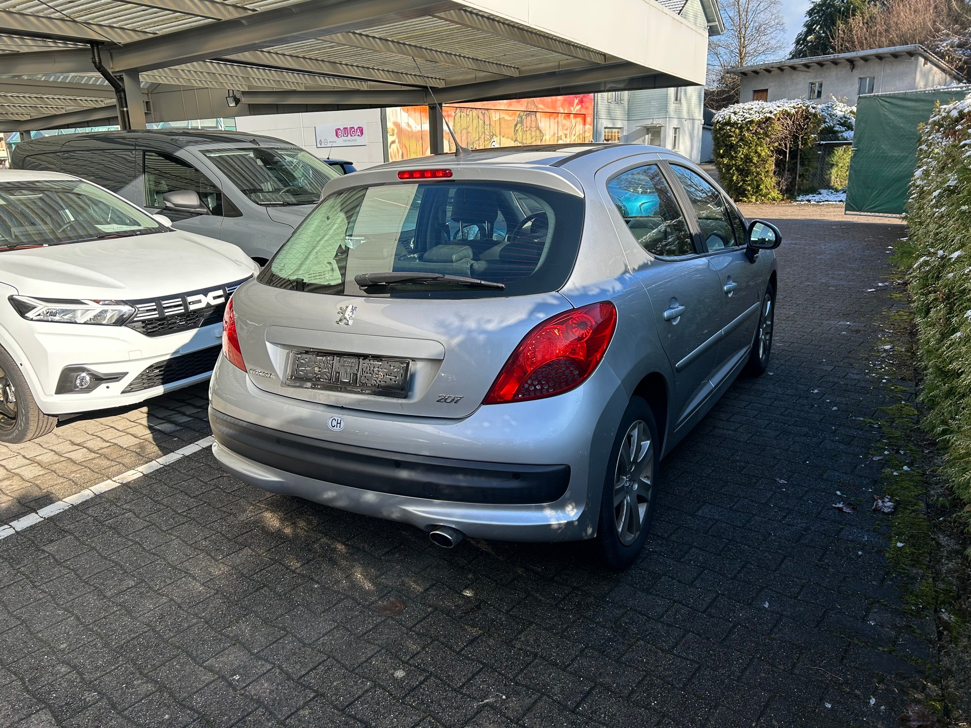 PEUGEOT 207 1.6 16V Black&Silver-image-6