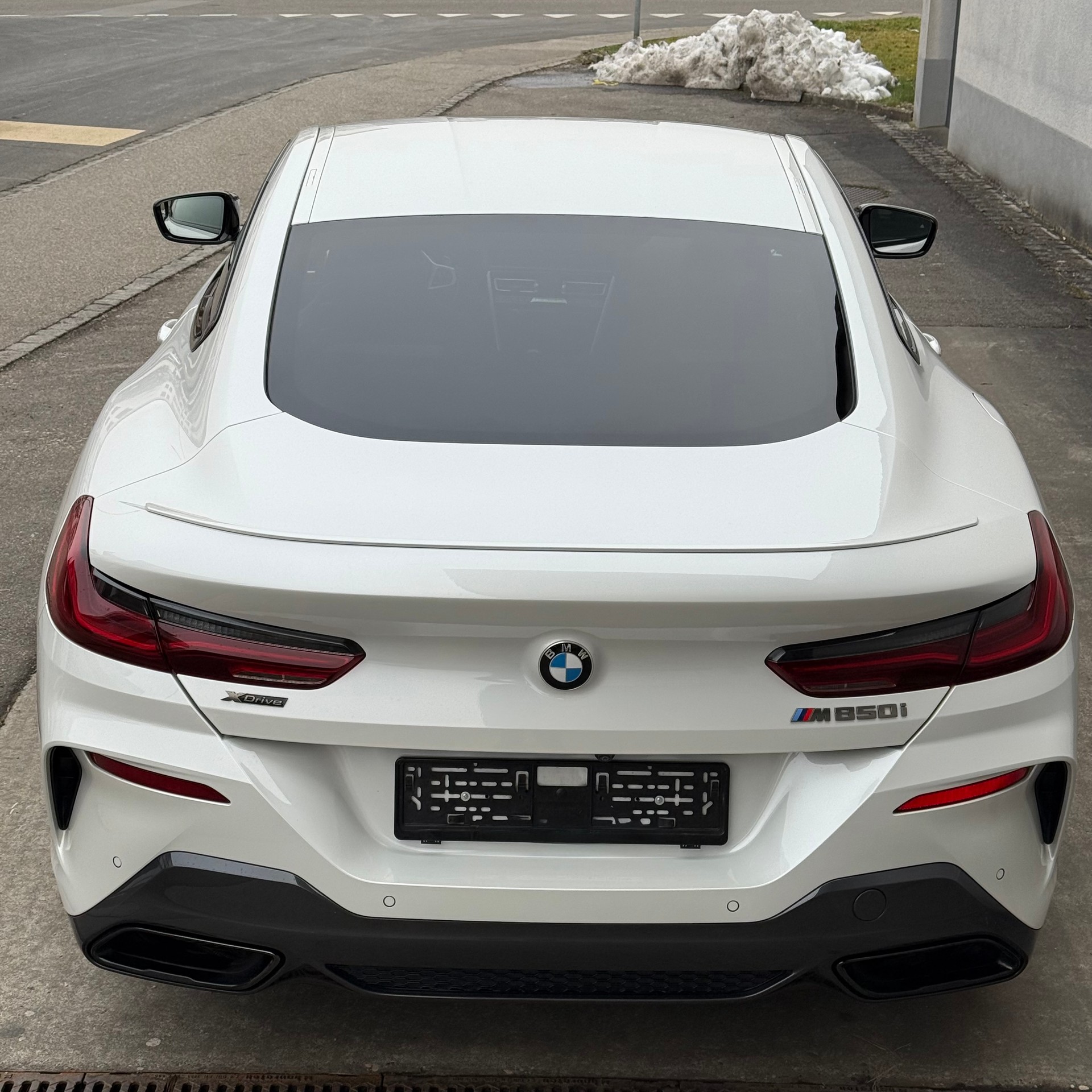 BMW M850i xDrive Steptronic-showroom-element-3