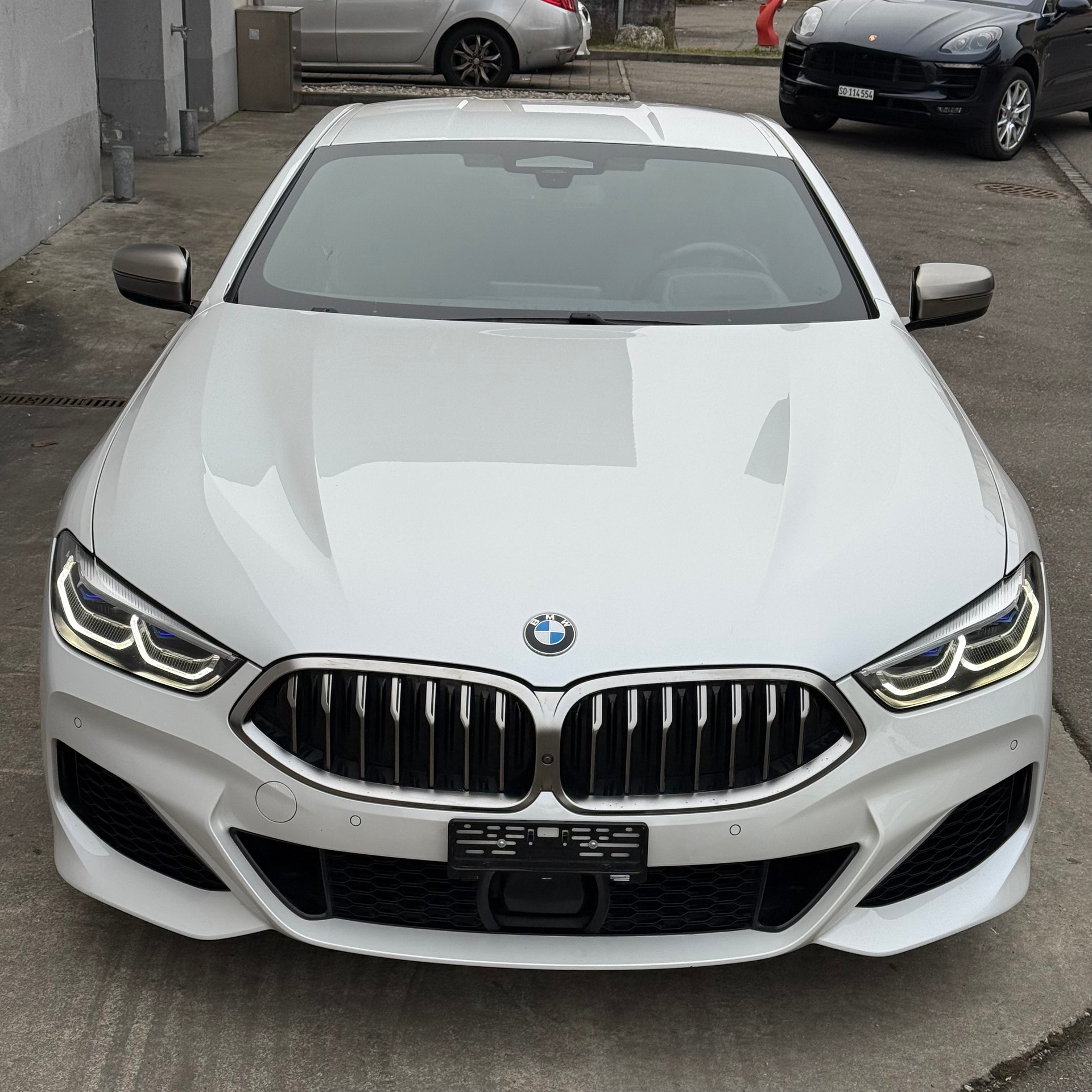 BMW M850i xDrive Steptronic-image-4