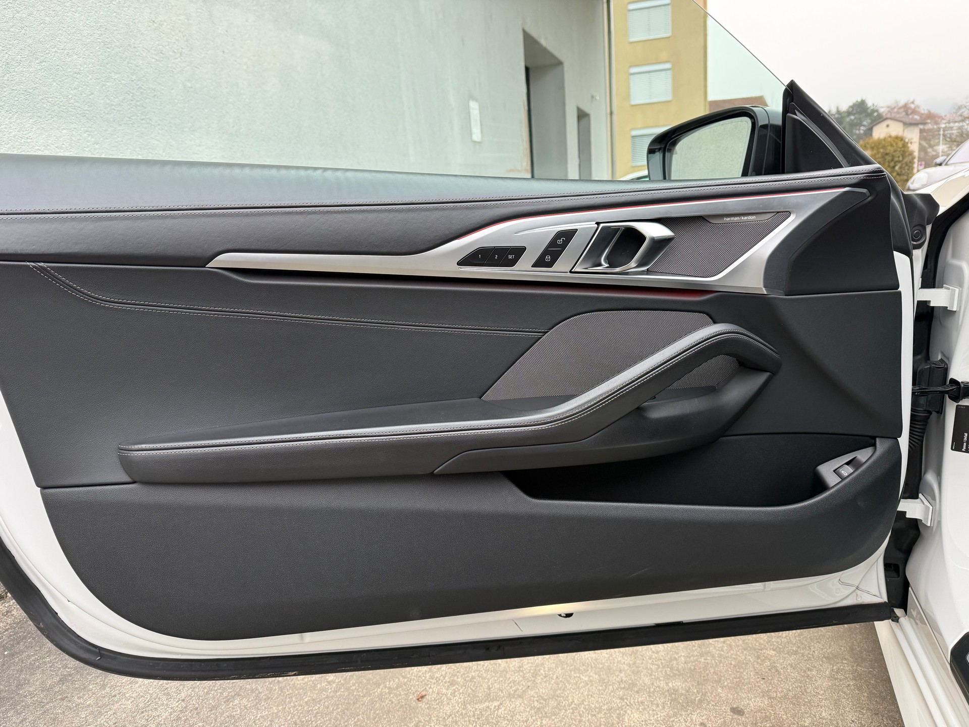 BMW M850i xDrive Steptronic-image-9