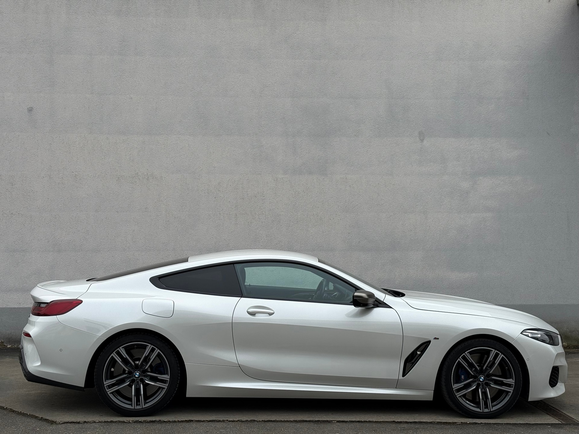 BMW M850i xDrive Steptronic-image-5