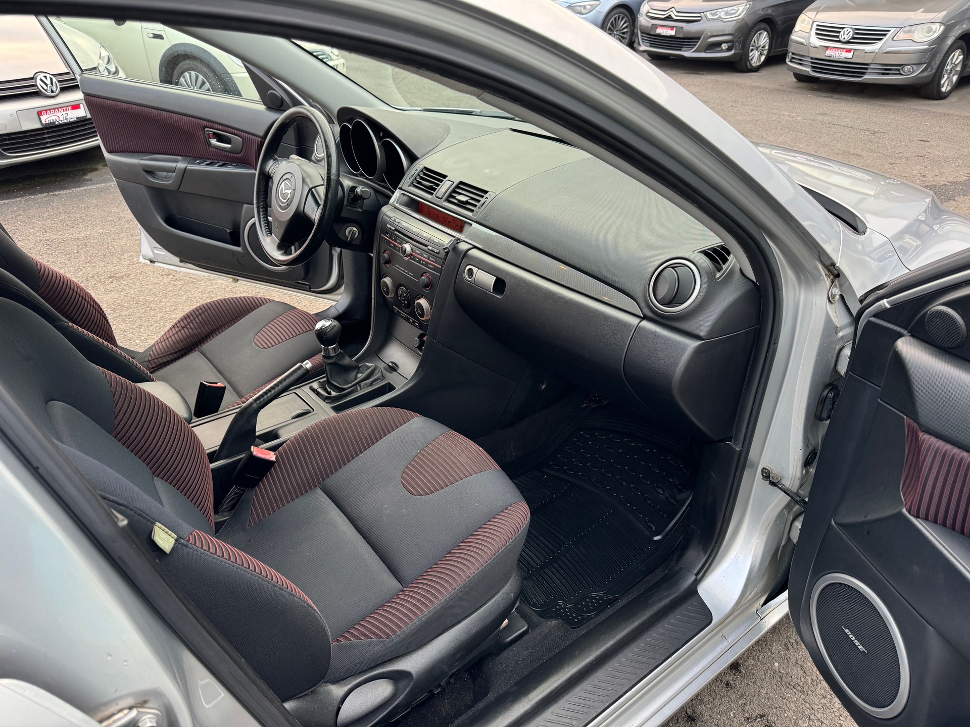 MAZDA 3 2.0 16V Sport-image-12