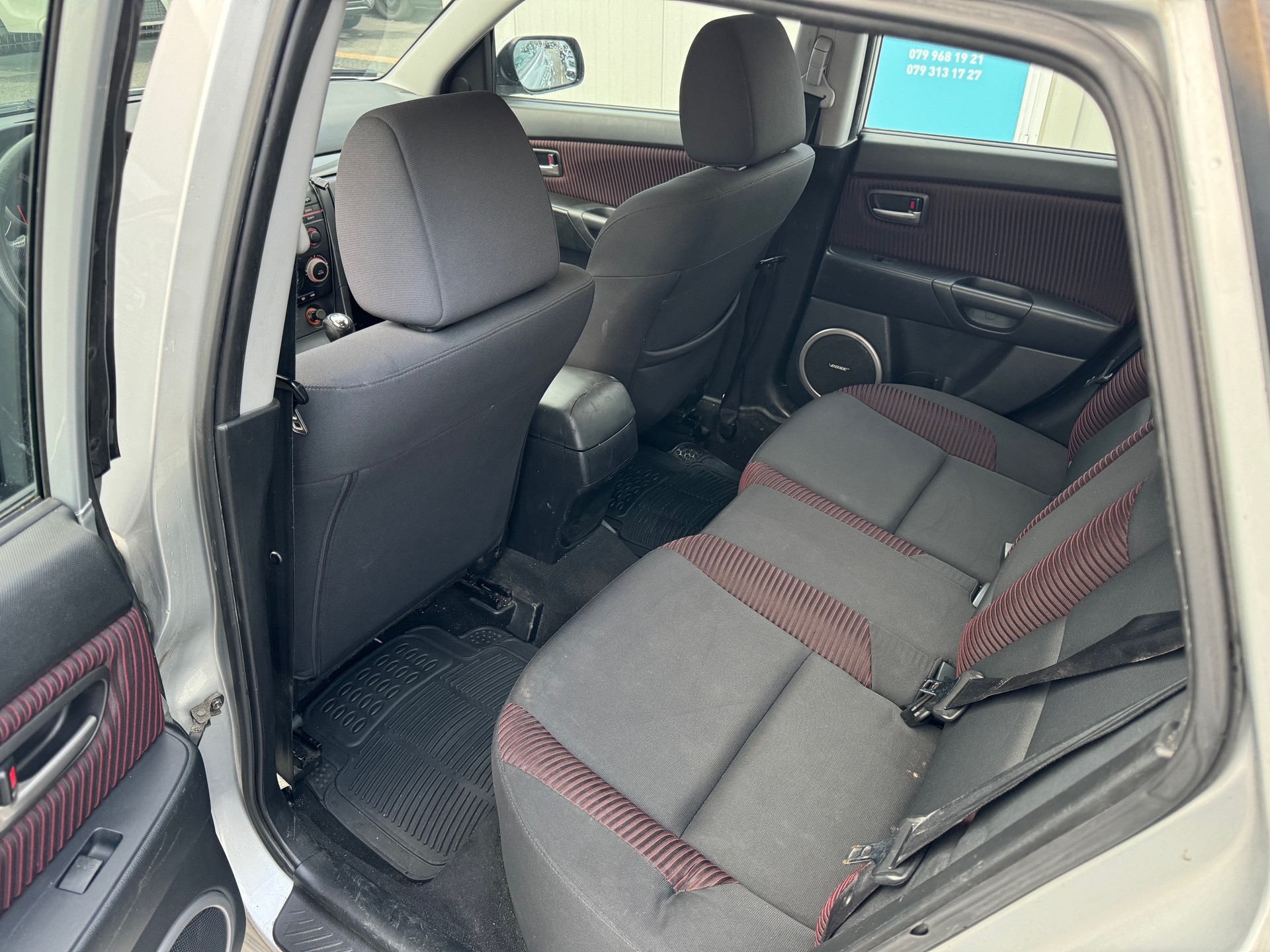MAZDA 3 2.0 16V Sport-image-9
