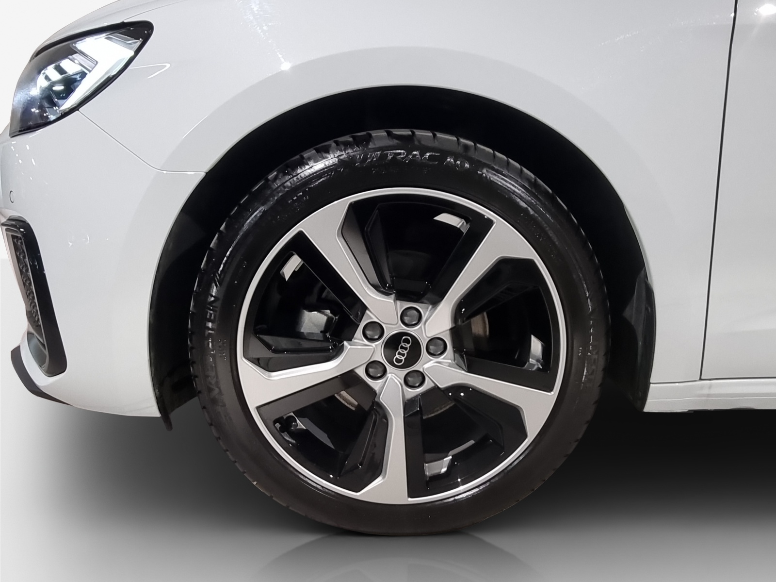 AUDI A1 Sportback 30 TFSI S-tronic-image-13