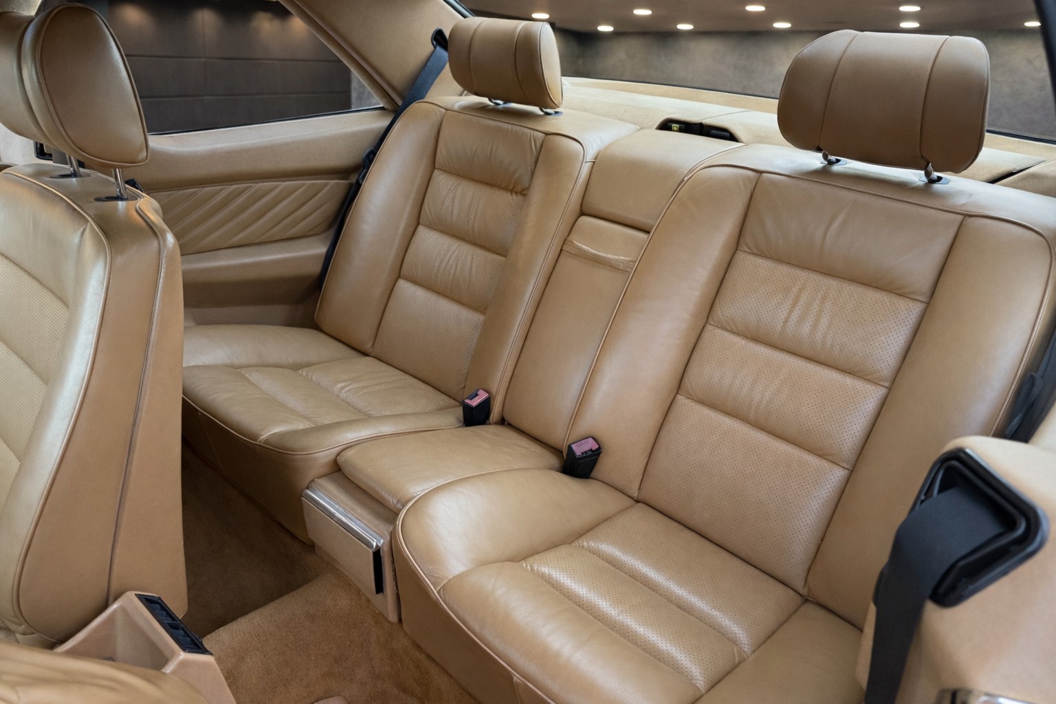 MERCEDES-BENZ 500 SEC Automatic-image-9