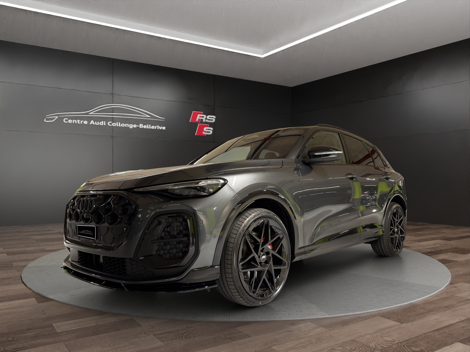 AUDI SQ5 TFSI quattro S-tronic