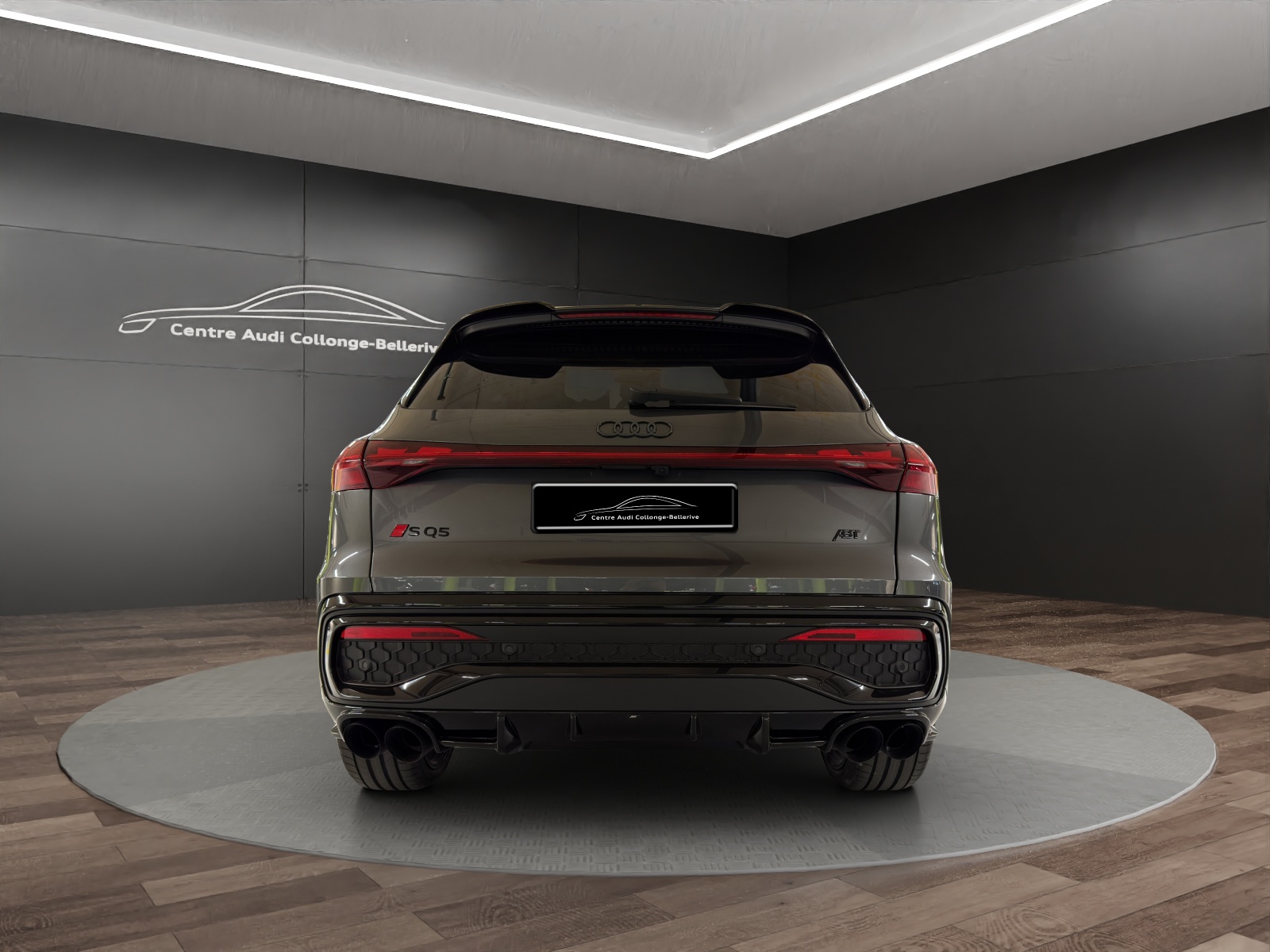 AUDI SQ5 TFSI quattro S-tronic-image-4