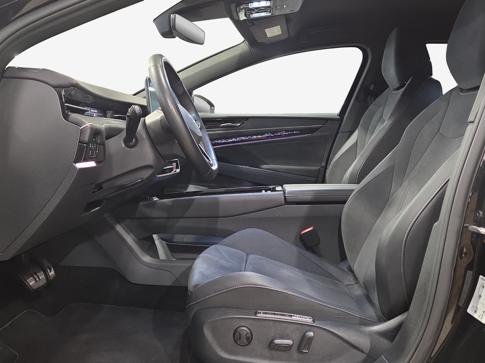VW ID.7 Tourer Pro 77 kWh United-image-7