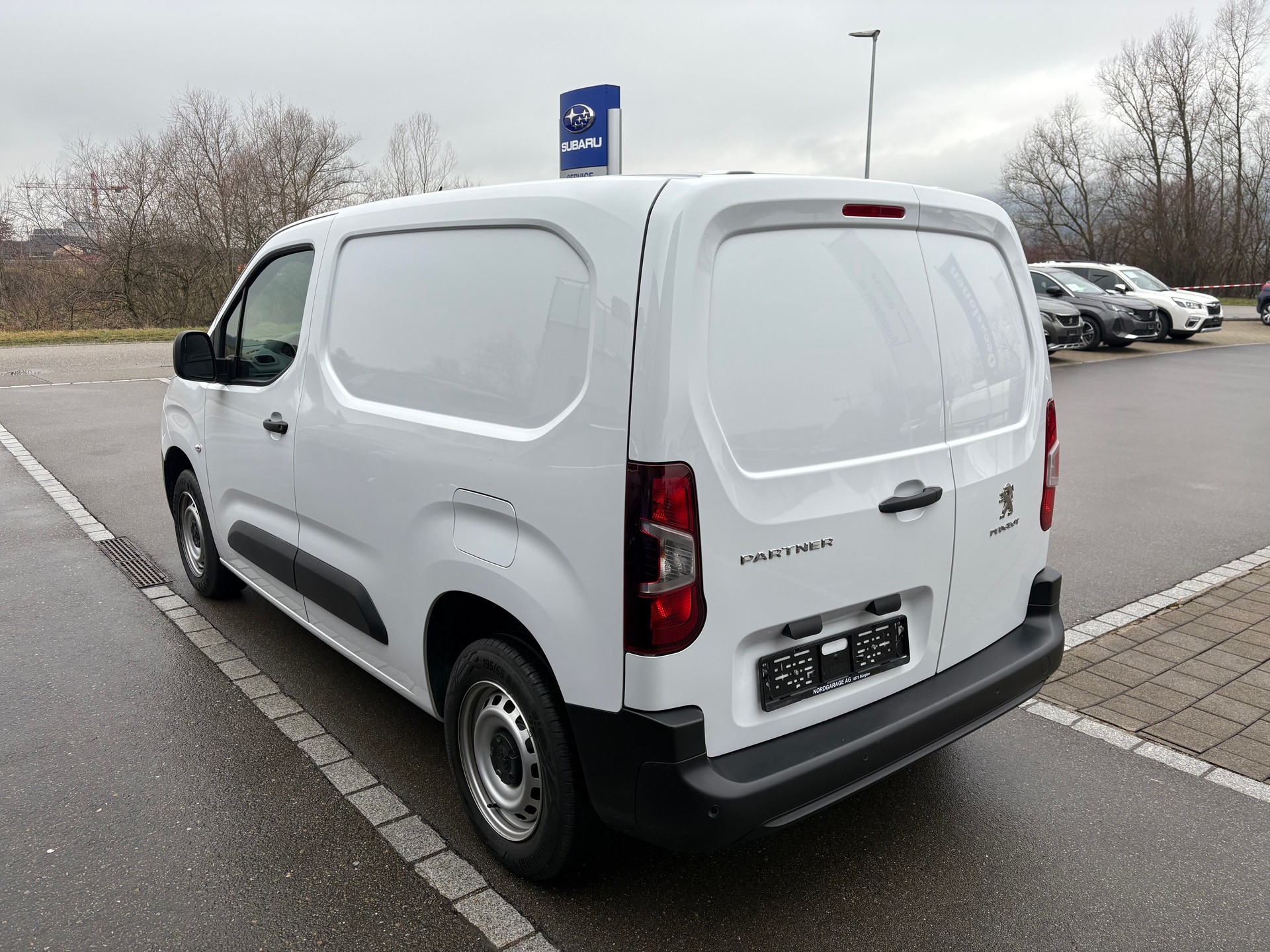 PEUGEOT Partner Kaw. 650 Standard 1.2 PureTech 110 S/S-image-3