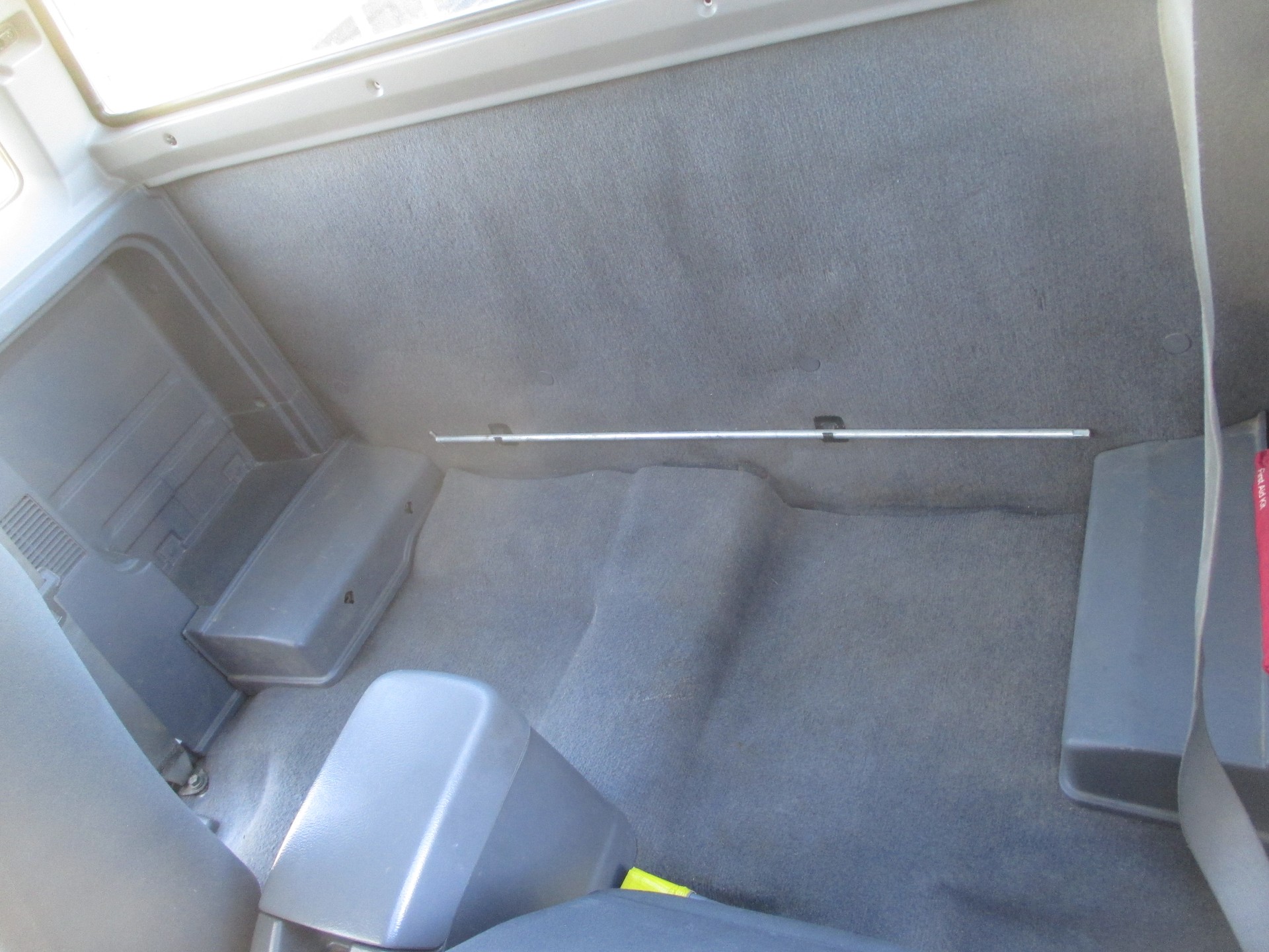 NISSAN NP300 4x4 King Cab-image-10