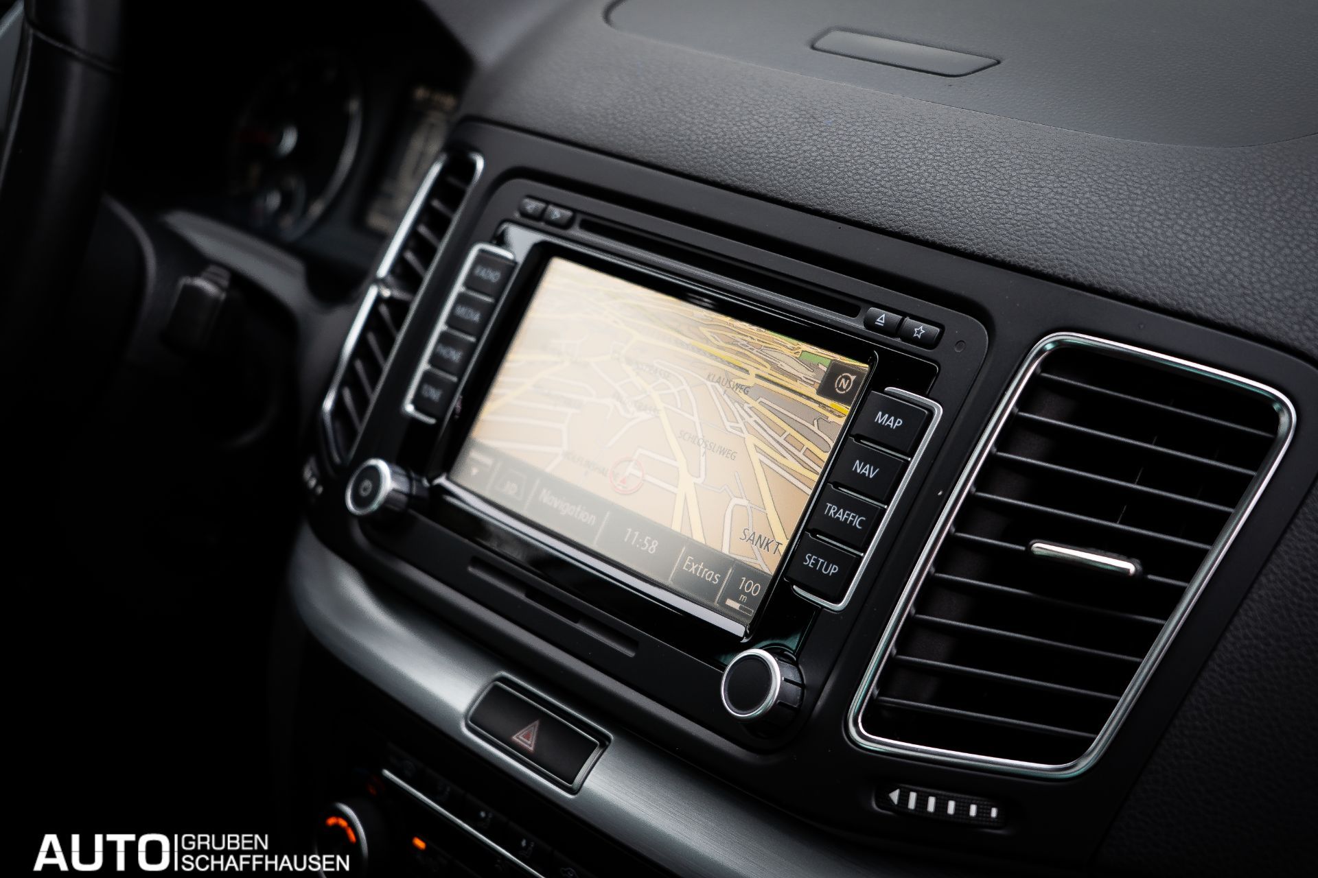 VW Sharan 2.0 TDI BlueMotion Technology Highline DSG-image-17