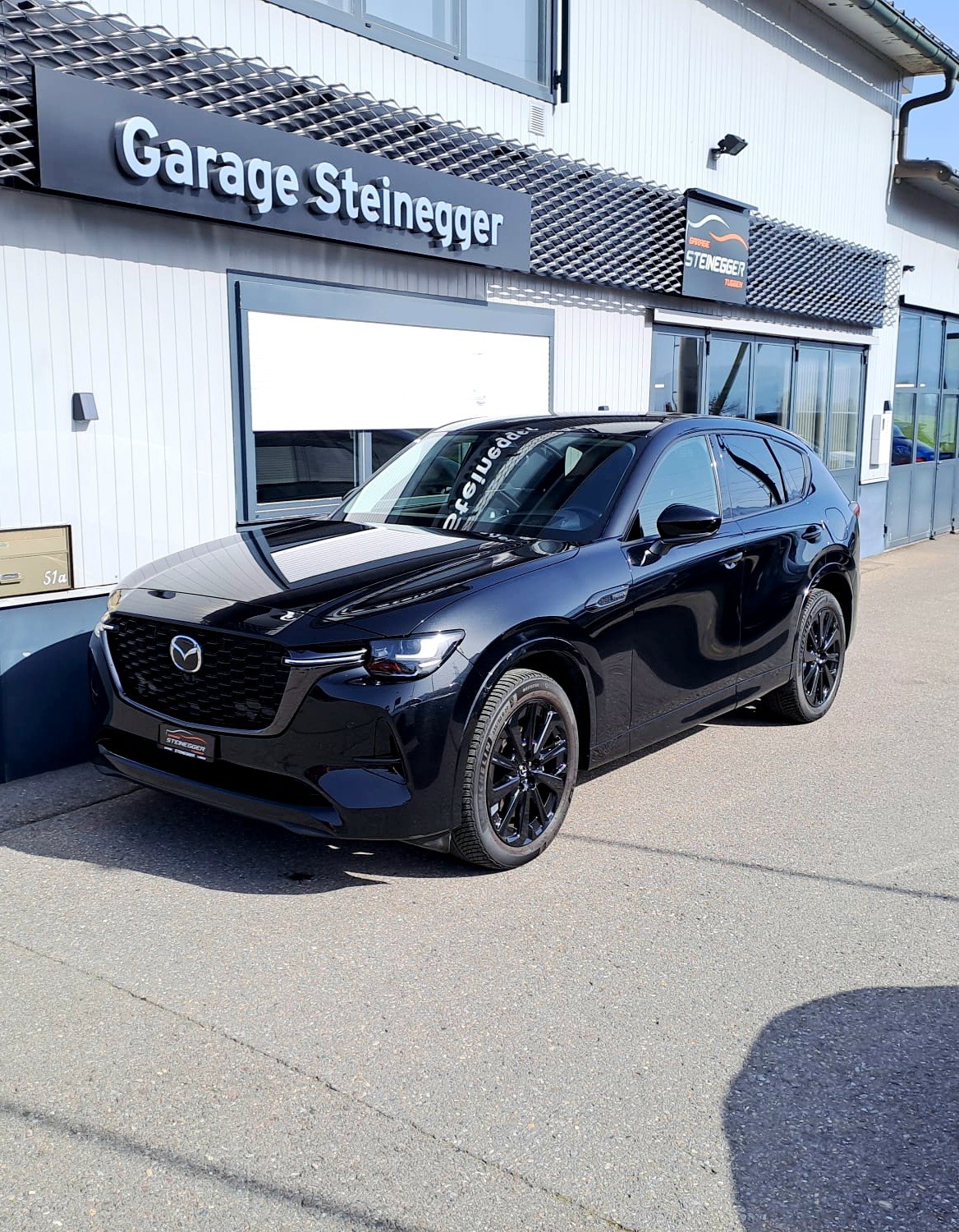 MAZDA CX-60 3.3L e-Skyactiv D 254 MHEV AWD Homura*All Black-image-3