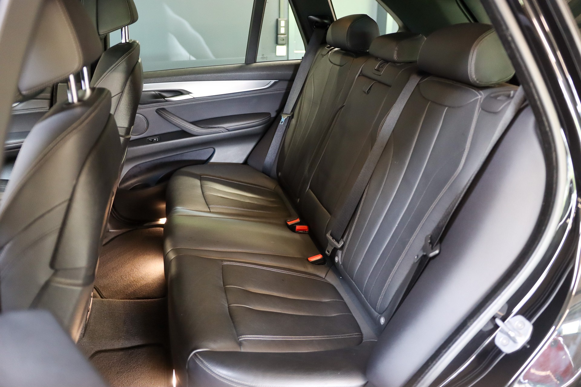 BMW X5 xDrive 30d Steptronic-image-13
