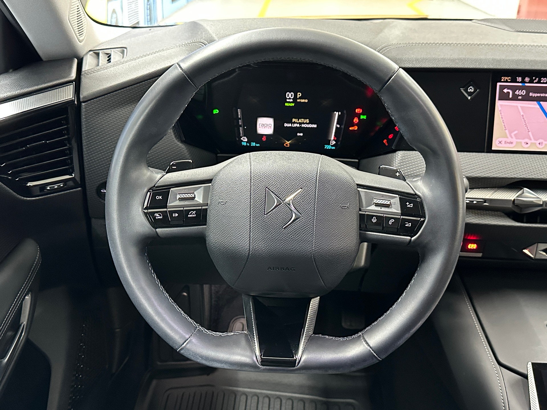 DS AUTOMOBILES DS 4 1.6 E-Tense Trocadero-image-10